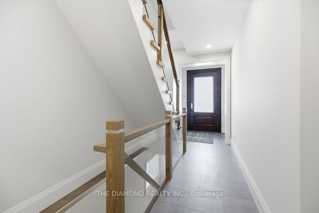 Photo 28 of 188 Westminster Avenue, Toronto, High Park-Swansea — HOMEH