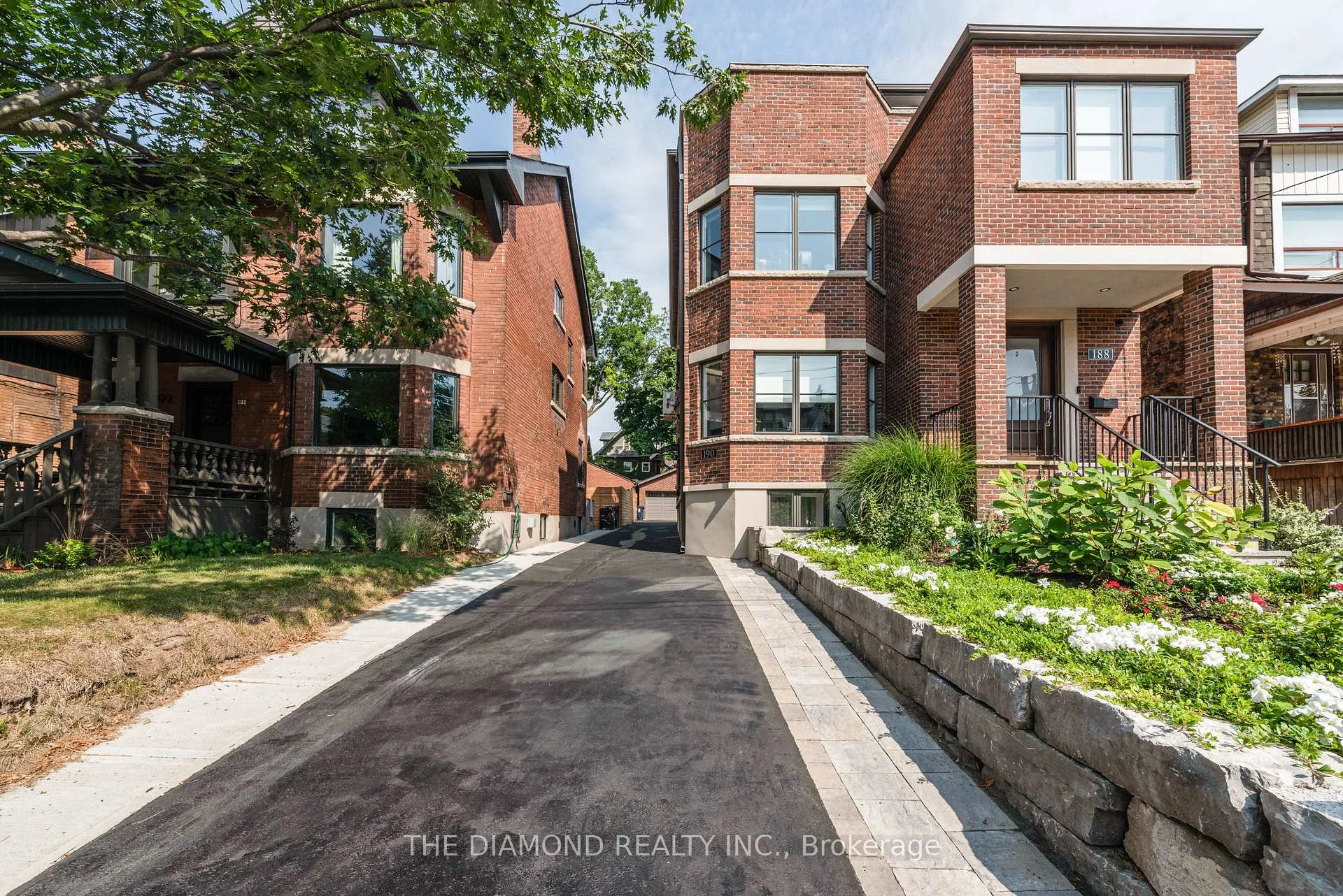 Photo 14 of 188 Westminster Avenue, Toronto, High Park-Swansea — HOMEH