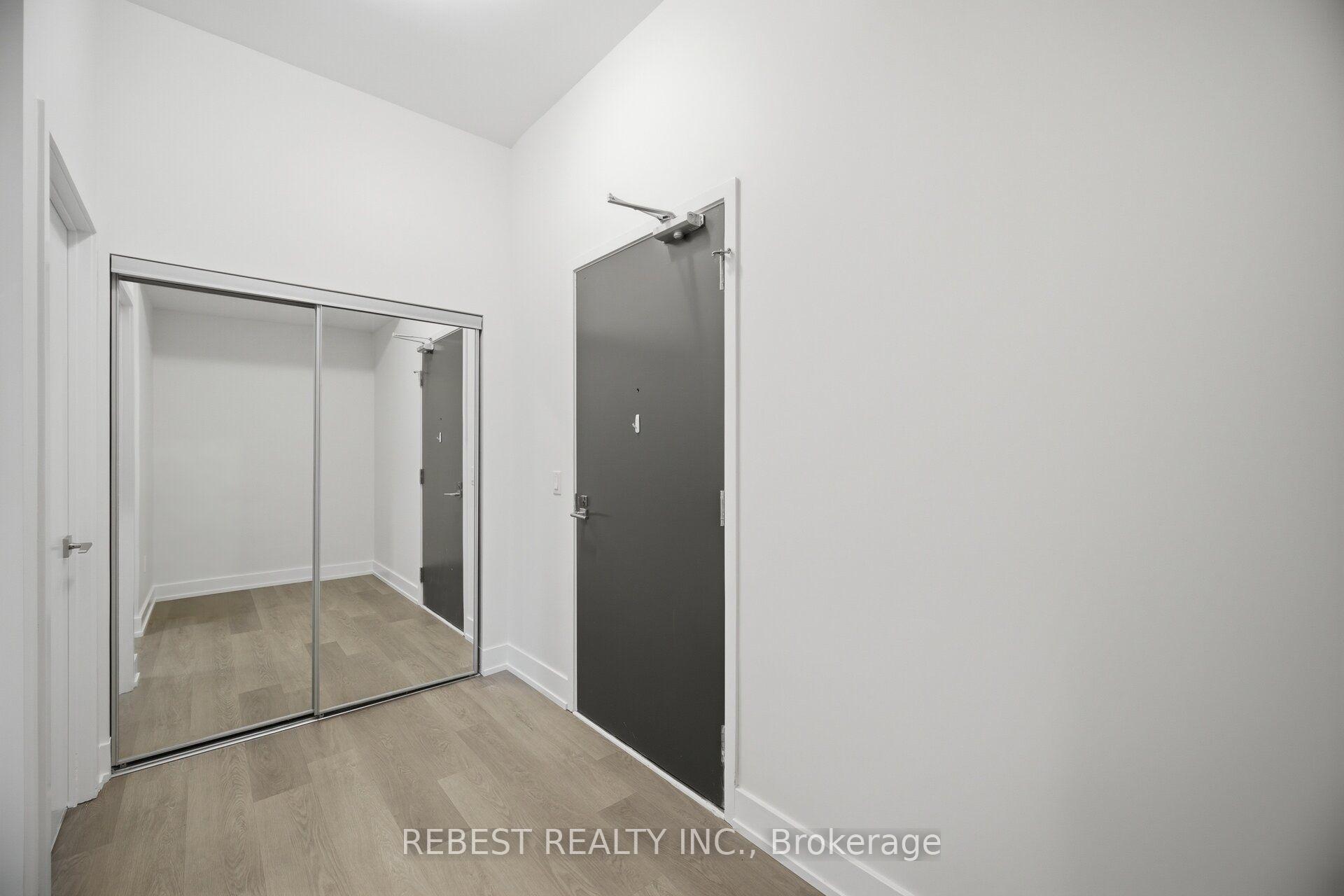 Photo 5 of Unit 502, 2916 Highway 7 Road, Vaughan, Concord — HOMEH