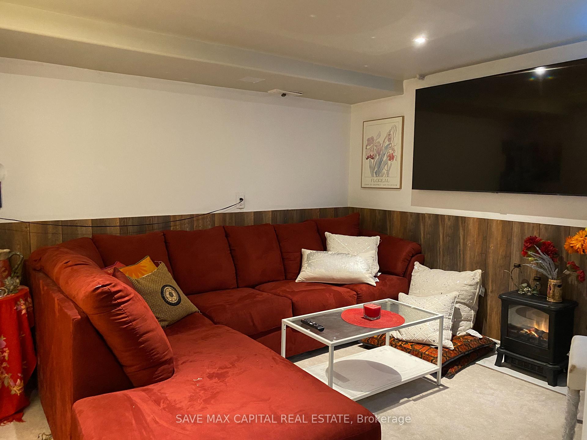 Photo 16 of 5966 Frontenac Street, Niagara Falls, Arad/Fallsview — HOMEH