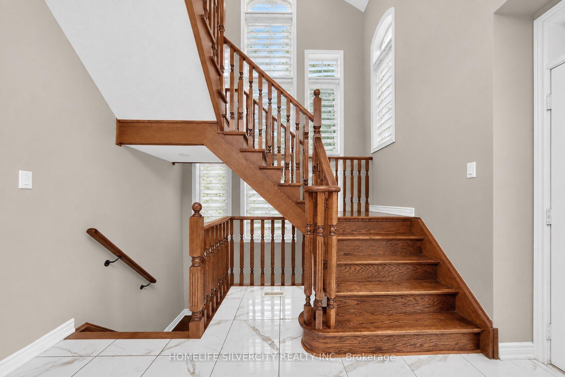 Photo 17 of 355 Robert Parkinson Drive, Brampton, Northwest Brampton — HOMEH
