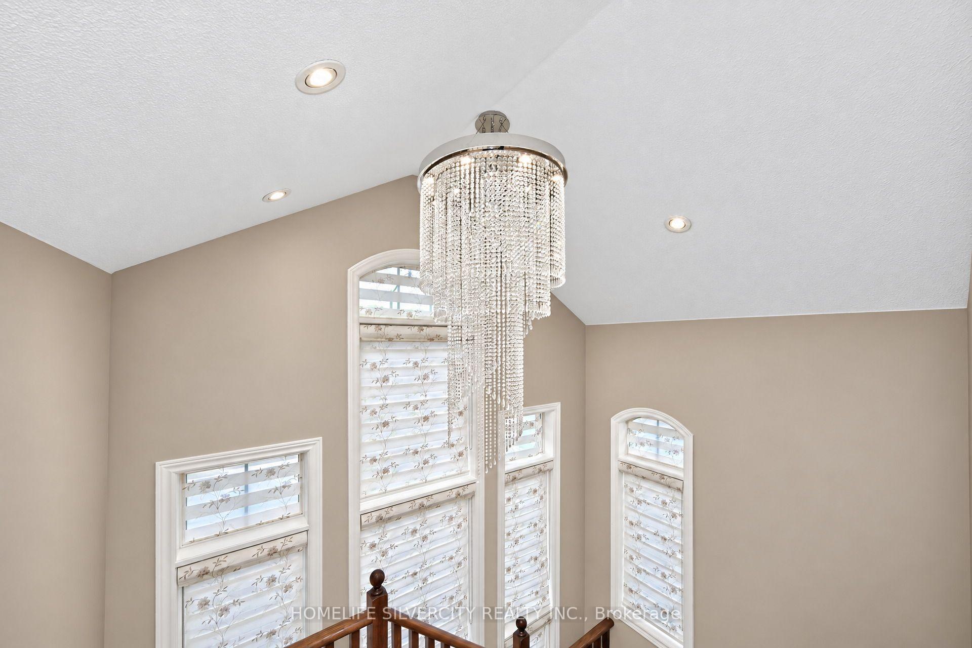 Photo 19 of 355 Robert Parkinson Drive, Brampton, Northwest Brampton — HOMEH