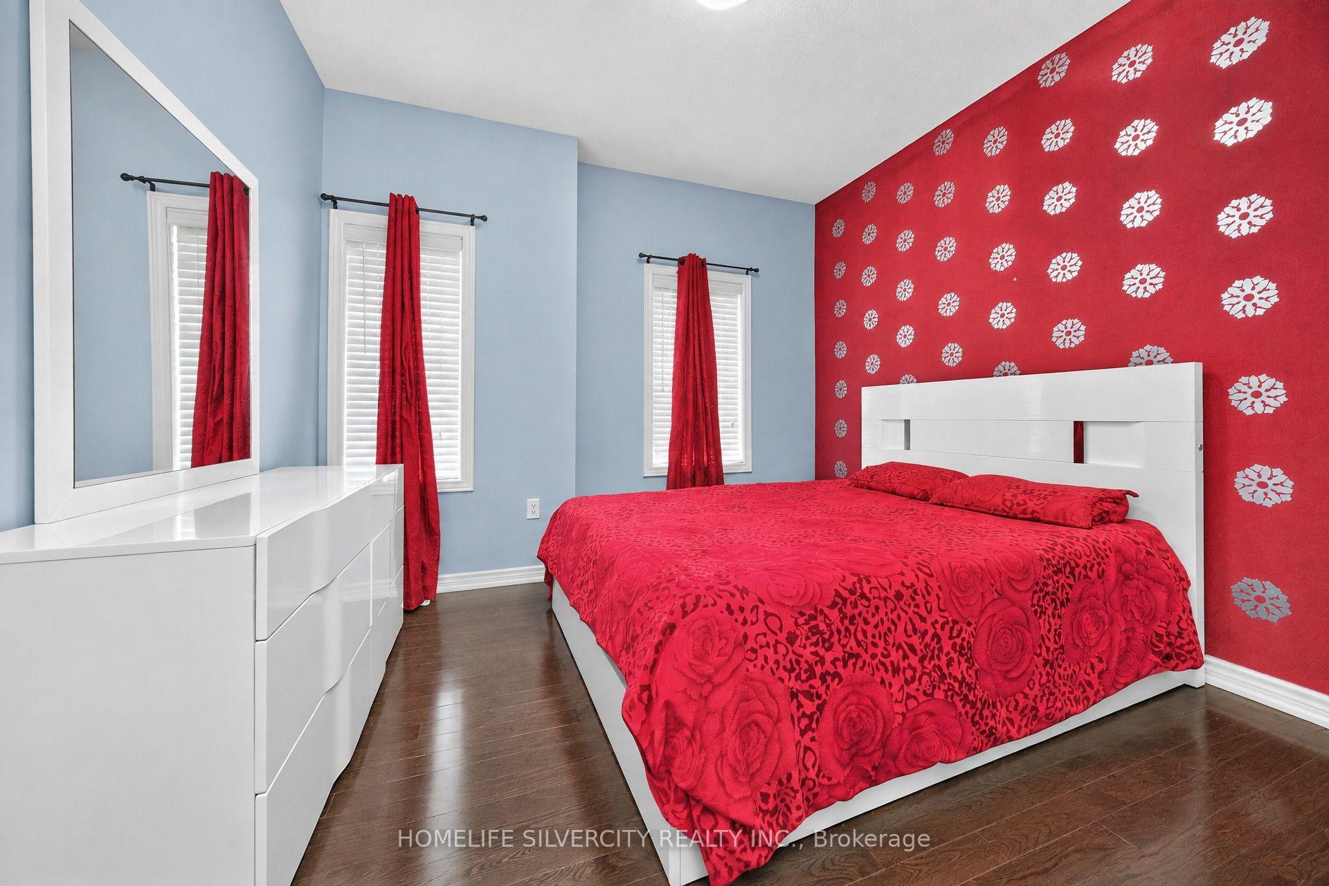 Photo 27 of 355 Robert Parkinson Drive, Brampton, Northwest Brampton — HOMEH