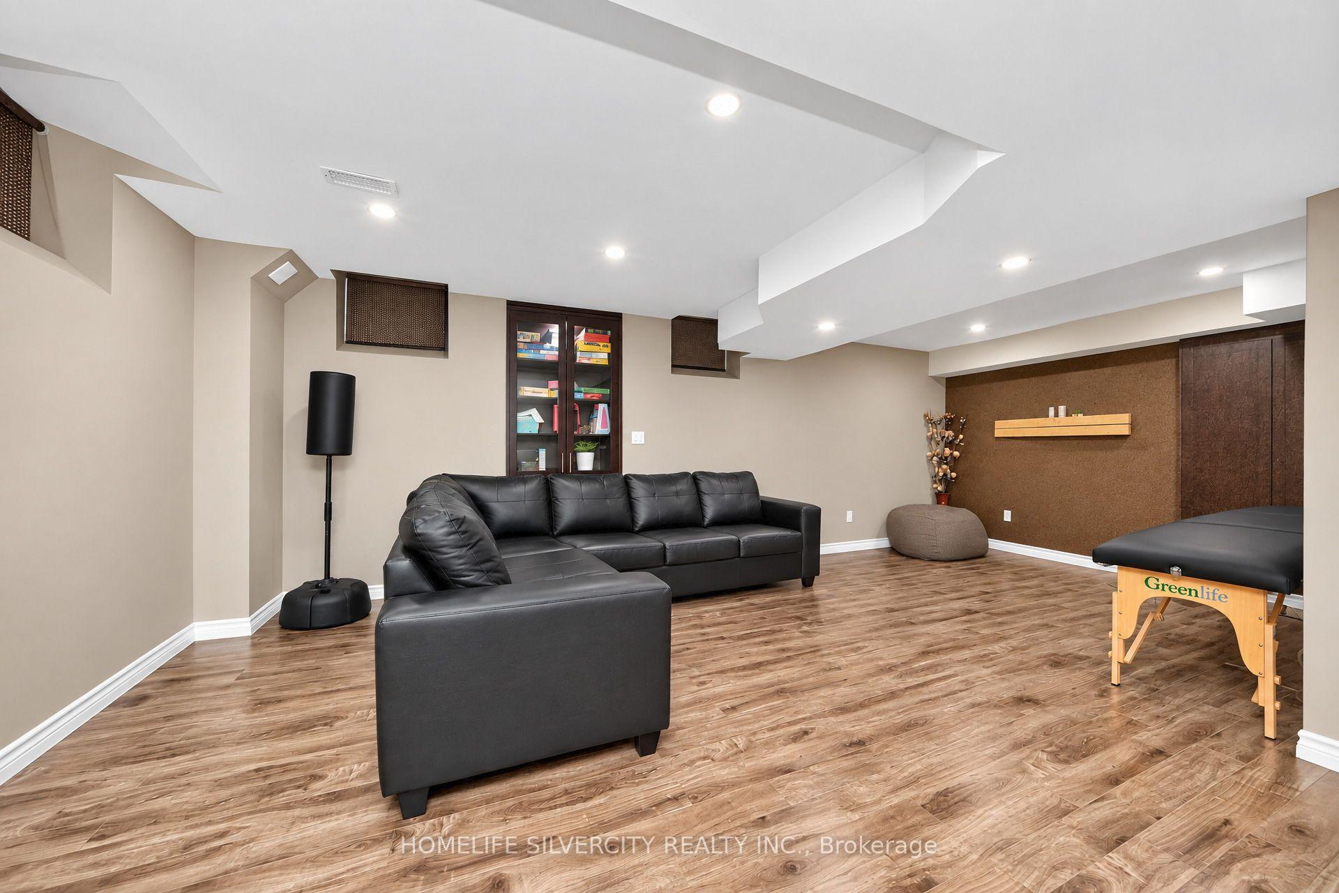 Photo 38 of 355 Robert Parkinson Drive, Brampton, Northwest Brampton — HOMEH