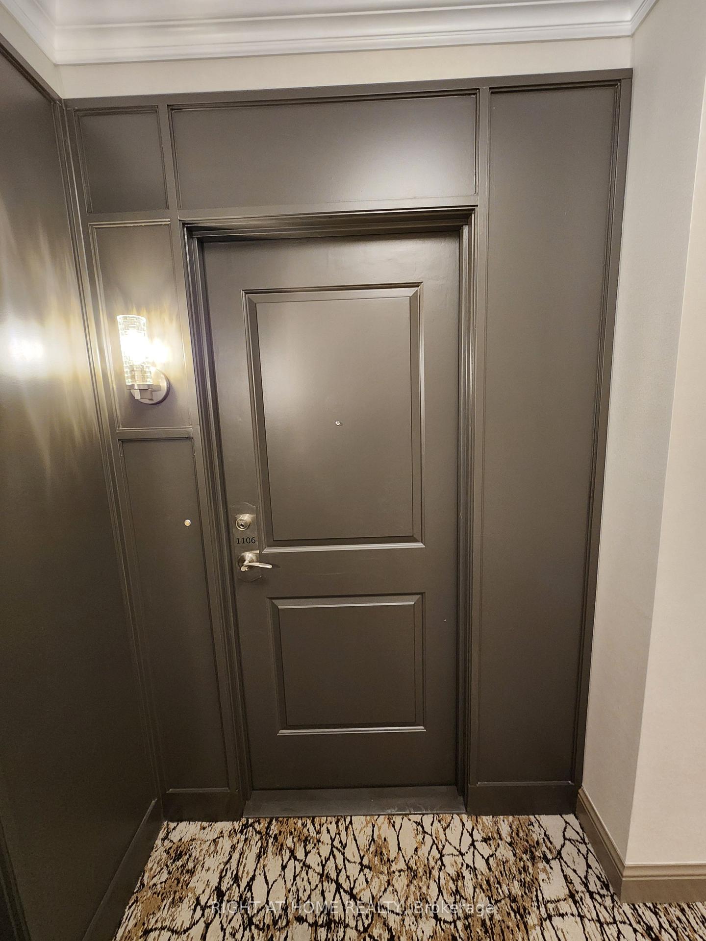 Photo 4 of Unit #1106, 135 Wynford Drive, North York, Banbury-Don Mills — HOMEH