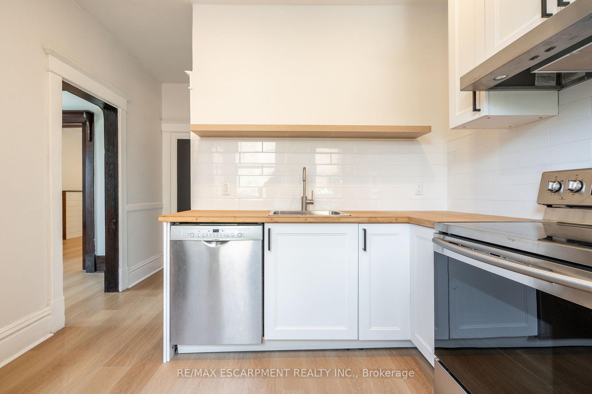 Photo 6 of Unit 1, 48 Burris Street, Hamilton, Gibson — HOMEH