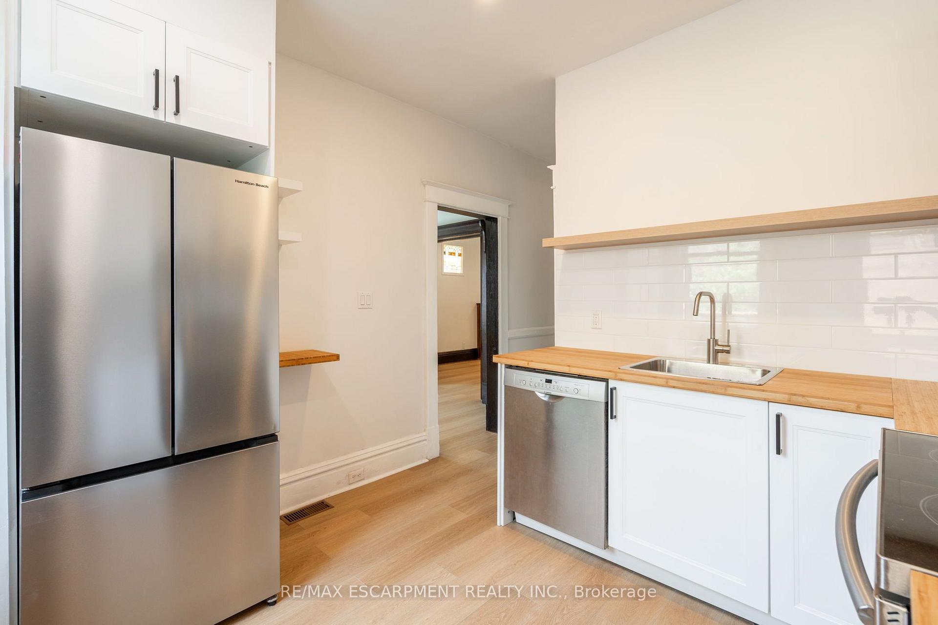 Photo 7 of Unit 1, 48 Burris Street, Hamilton, Gibson — HOMEH
