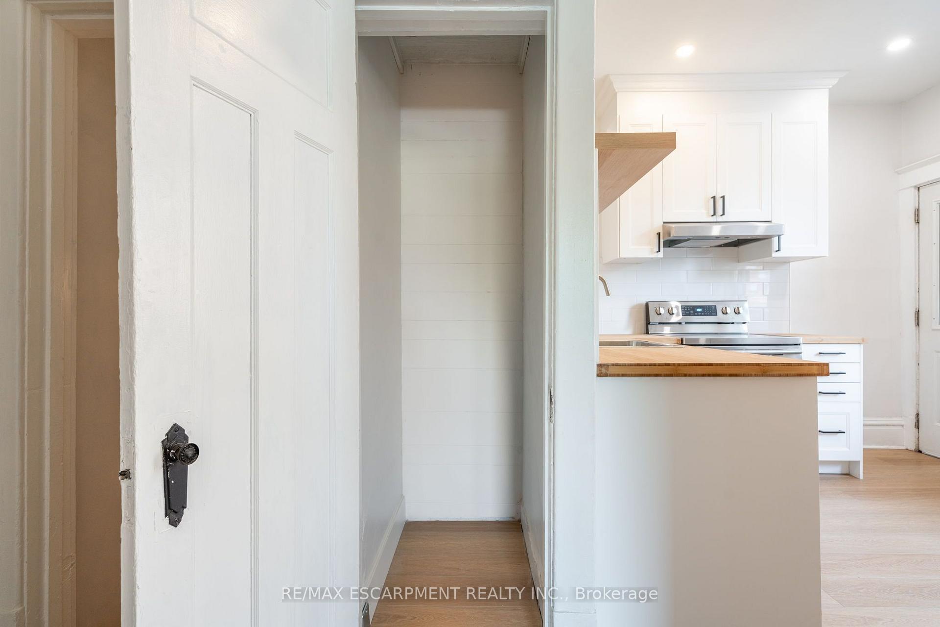 Photo 14 of Unit 1, 48 Burris Street, Hamilton, Gibson — HOMEH