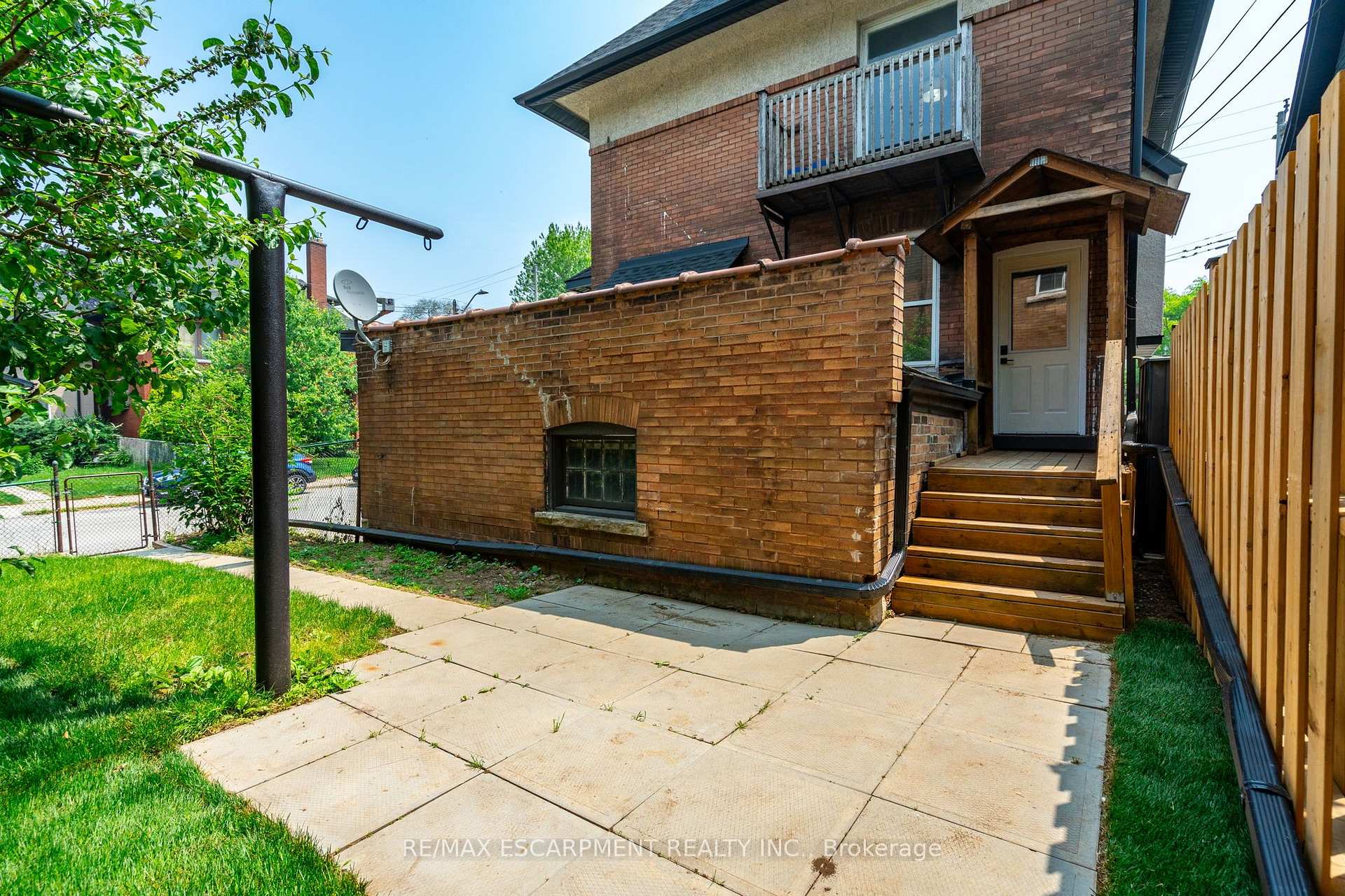Photo 28 of Unit 1, 48 Burris Street, Hamilton, Gibson — HOMEH