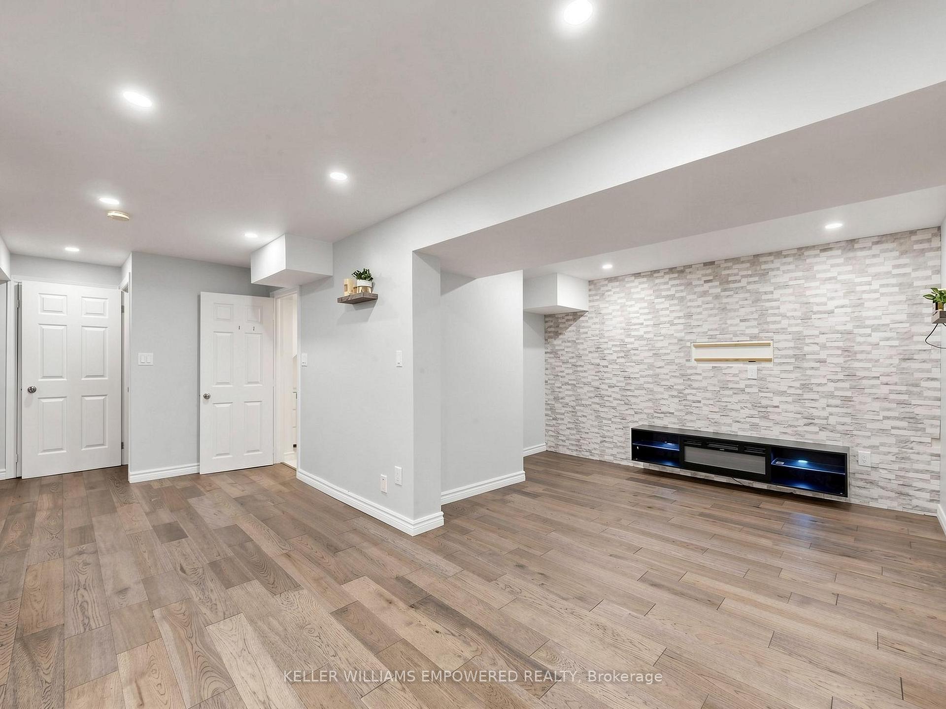 Photo 37 of 100 Dawlish Avenue, Aurora, Aurora Highlands — HOMEH