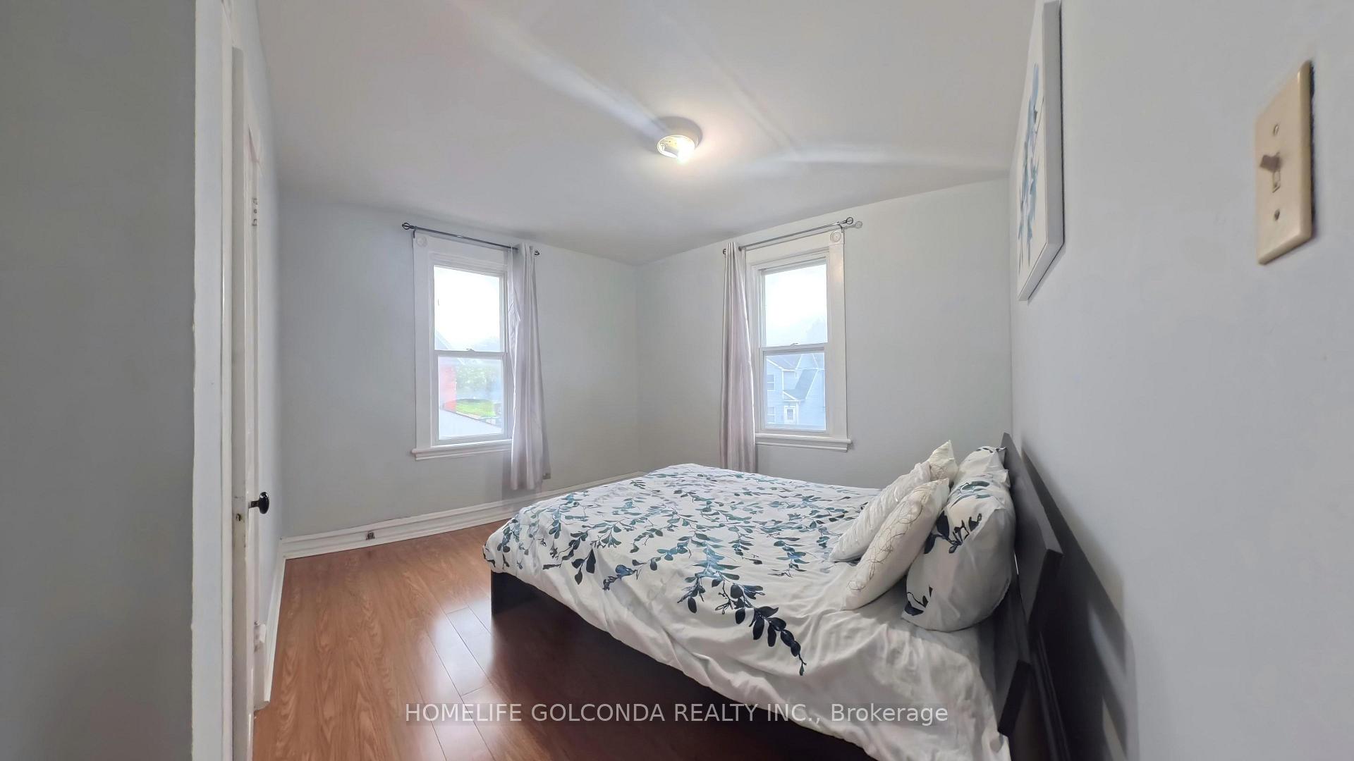 Photo 43 of 109 Elgin Street, Orillia — HOMEH
