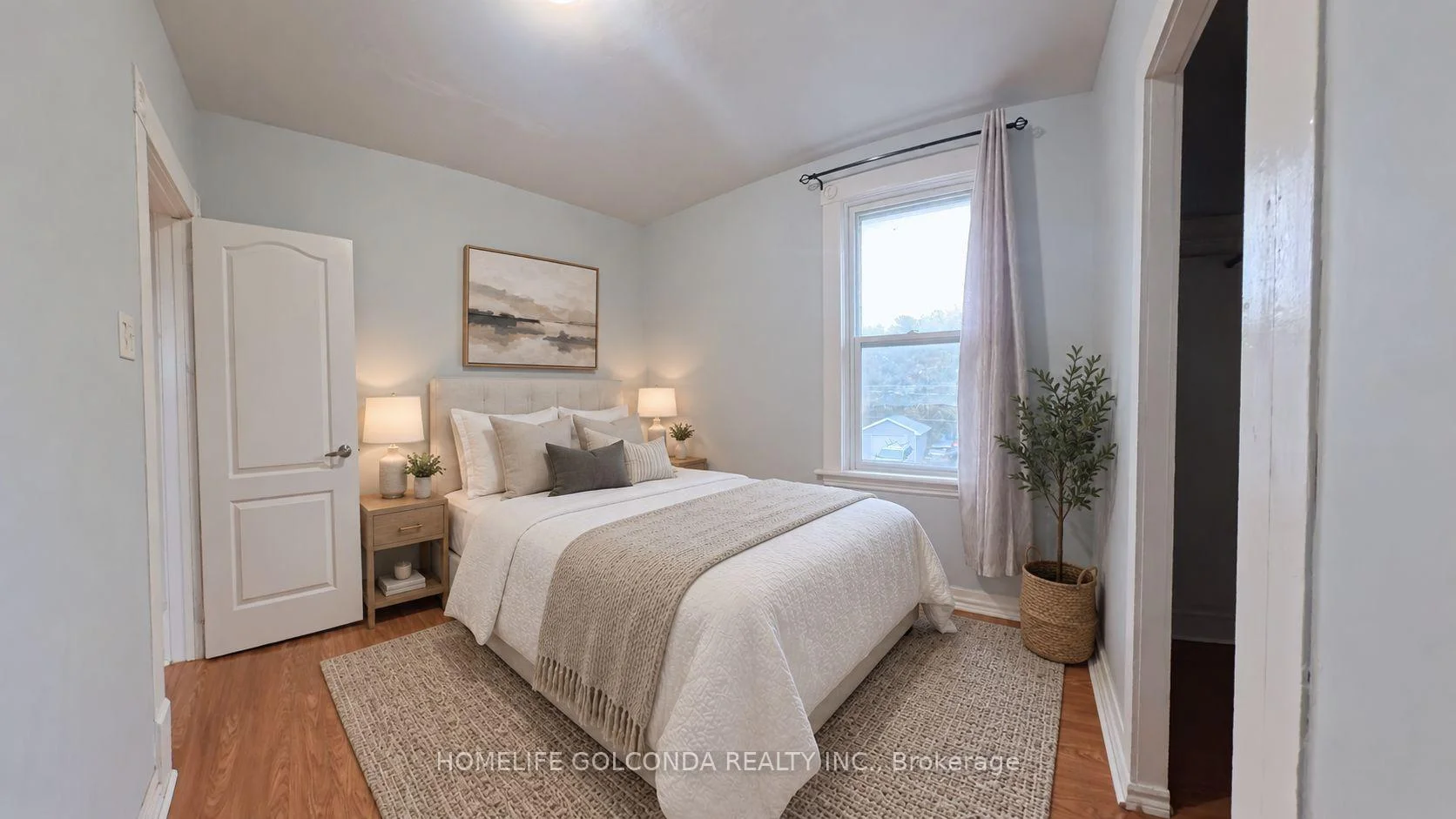 Photo 49 of 109 Elgin Street, Orillia — HOMEH