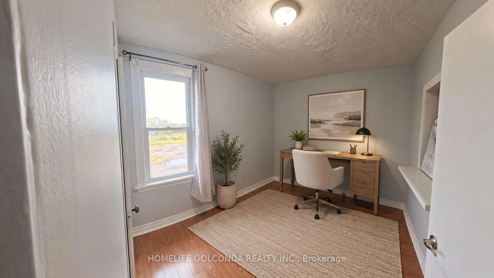 Photo 64 of 109 Elgin Street, Orillia — HOMEH