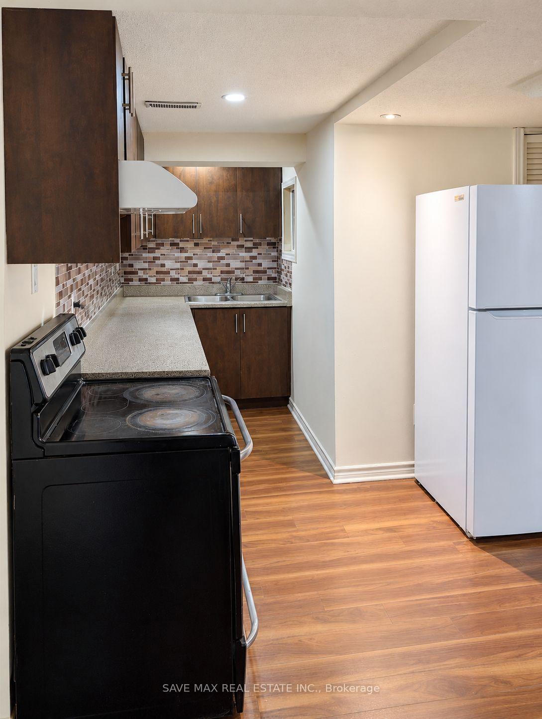 Photo 5 of Unit BSMT, 18 Salonica Road, Brampton, Fletcher's Meadow — HOMEH