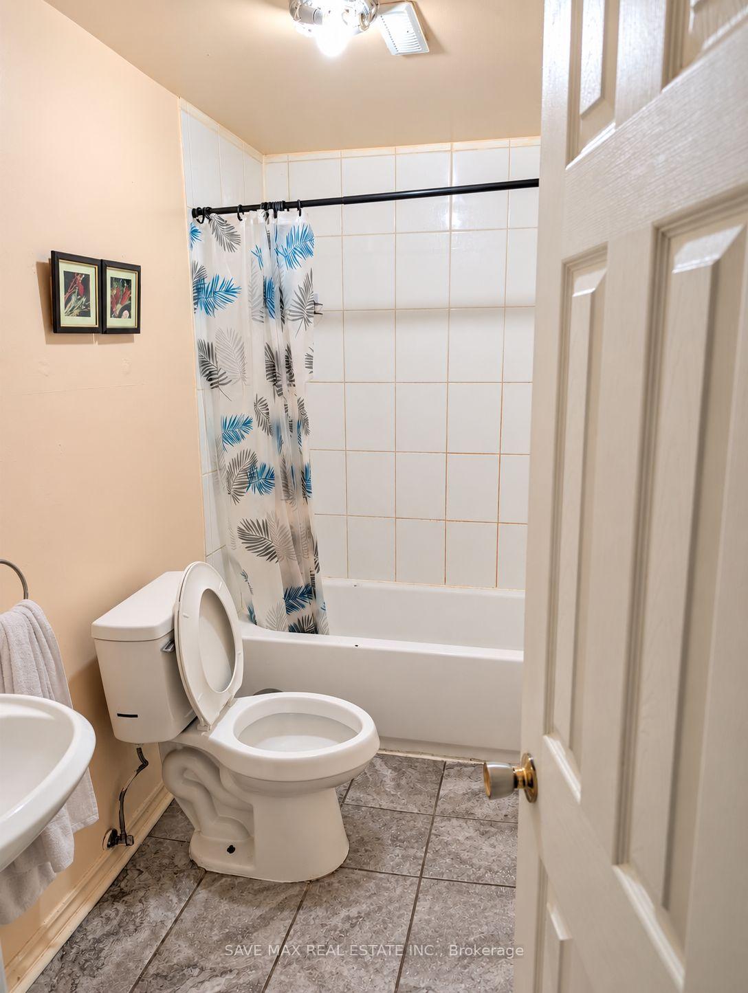 Photo 6 of Unit BSMT, 18 Salonica Road, Brampton, Fletcher's Meadow — HOMEH