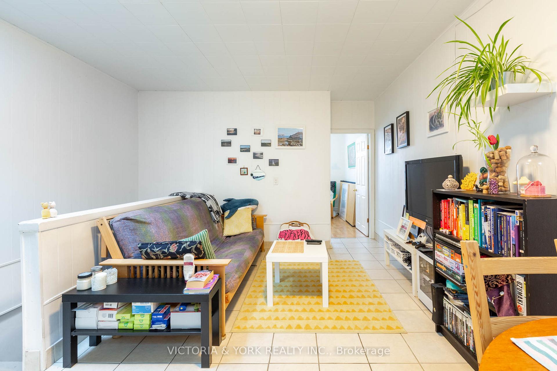 Photo 12 of 1446 Dundas Street W, Toronto, Little Portugal — HOMEH