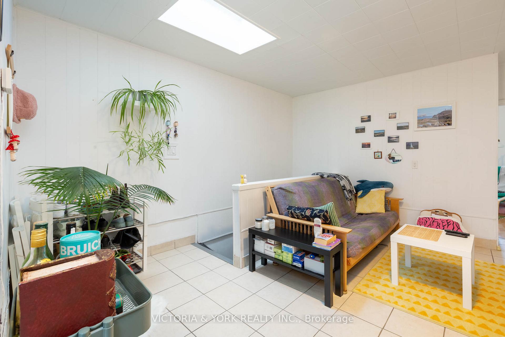 Photo 13 of 1446 Dundas Street W, Toronto, Little Portugal — HOMEH