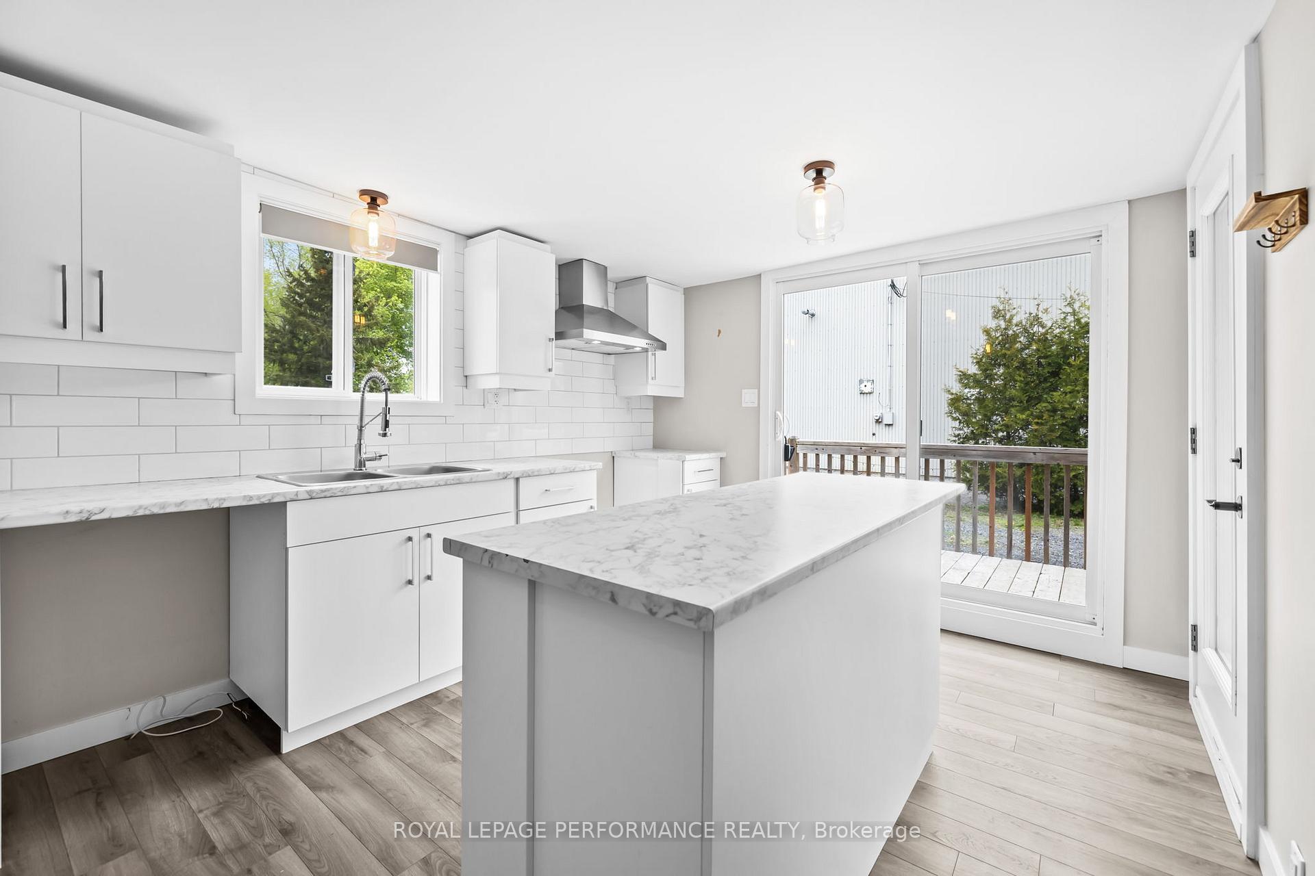 Photo 9 of 6 Spring Street, North Glengarry, Maxville — HOMEH