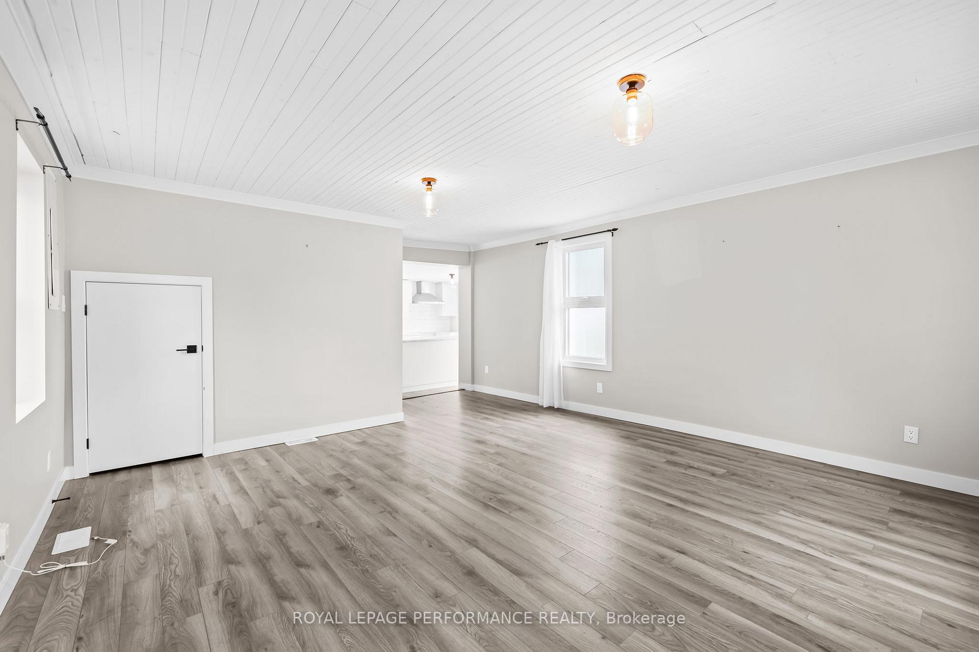 Photo 15 of 6 Spring Street, North Glengarry, Maxville — HOMEH