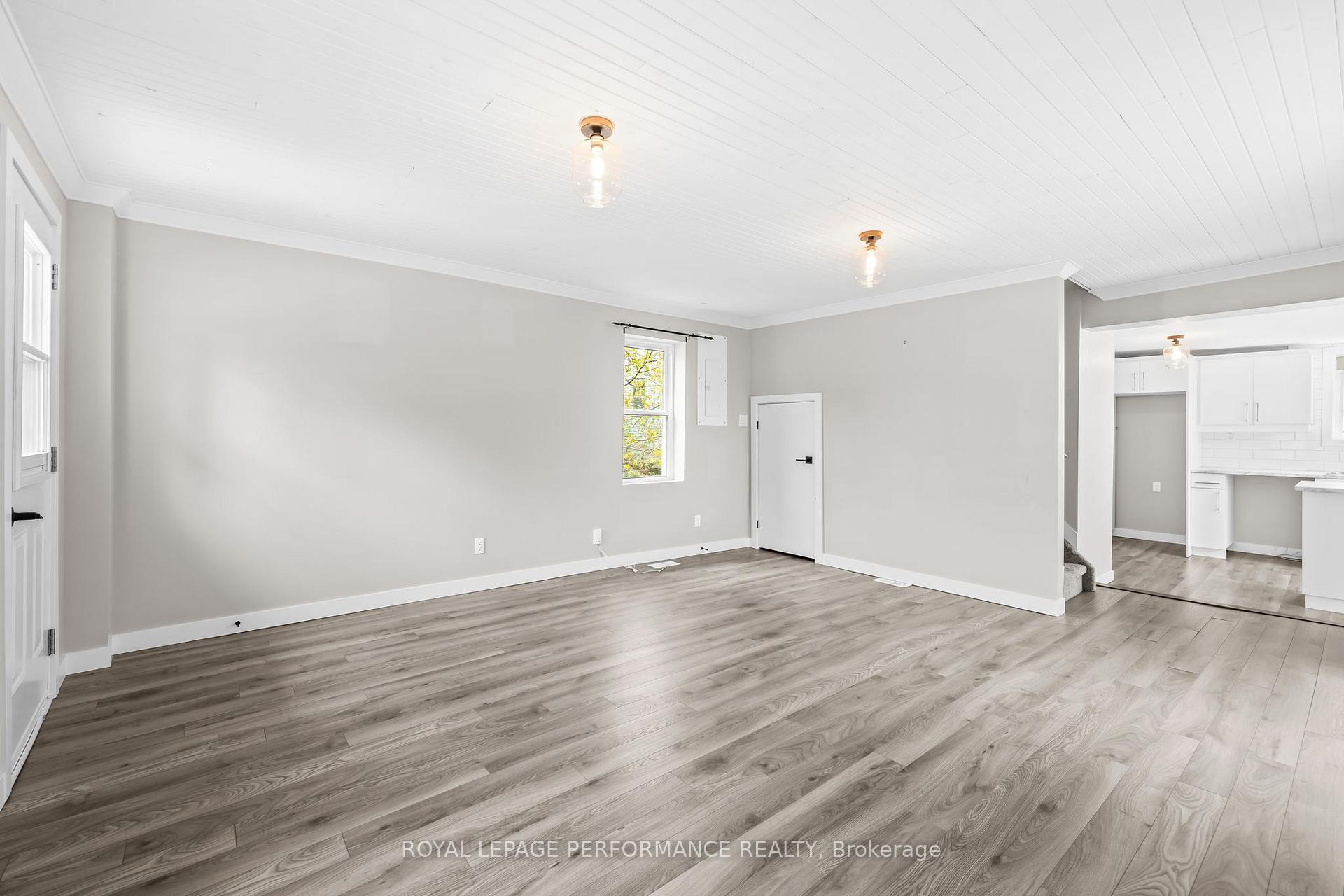 Photo 16 of 6 Spring Street, North Glengarry, Maxville — HOMEH