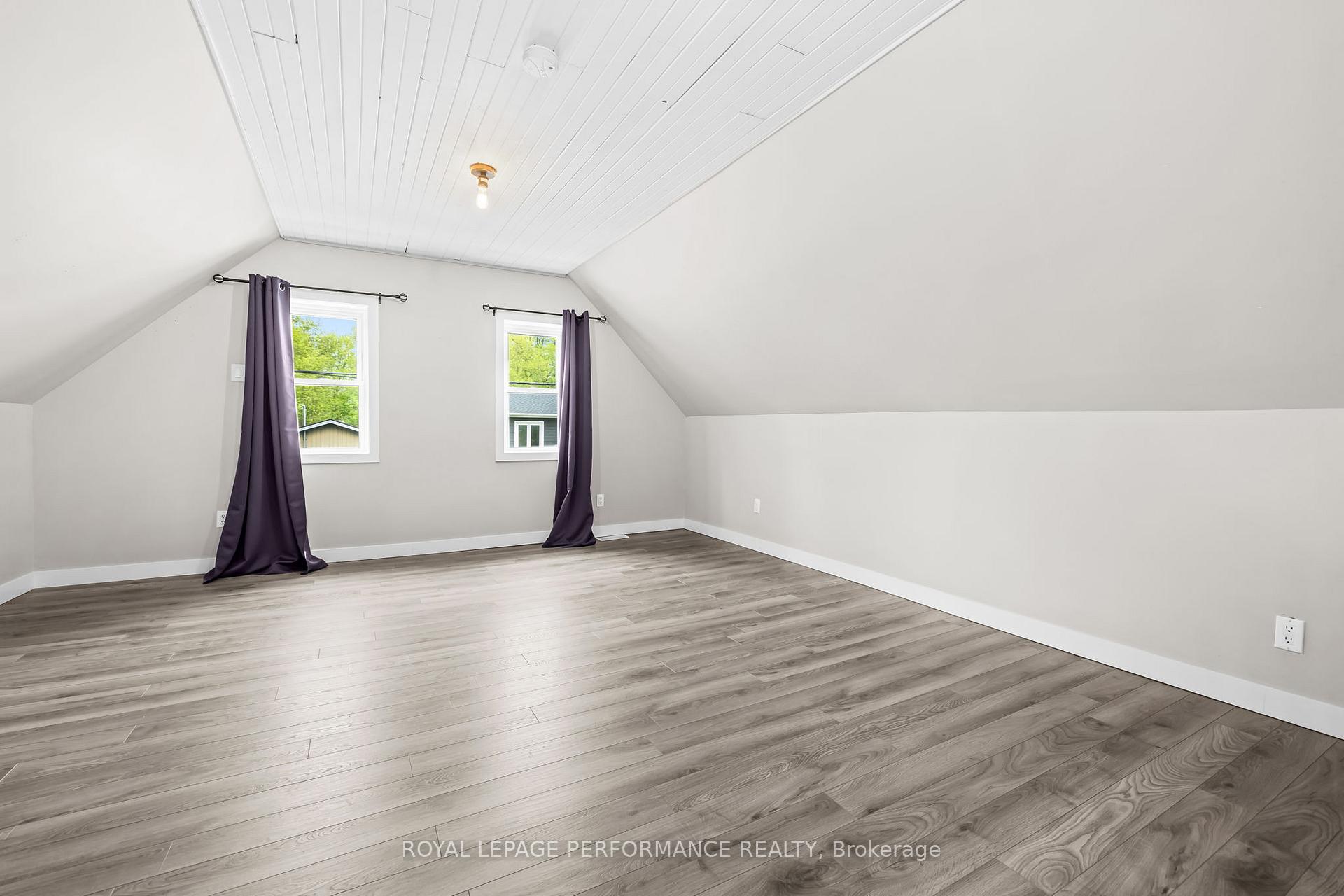 Photo 24 of 6 Spring Street, North Glengarry, Maxville — HOMEH