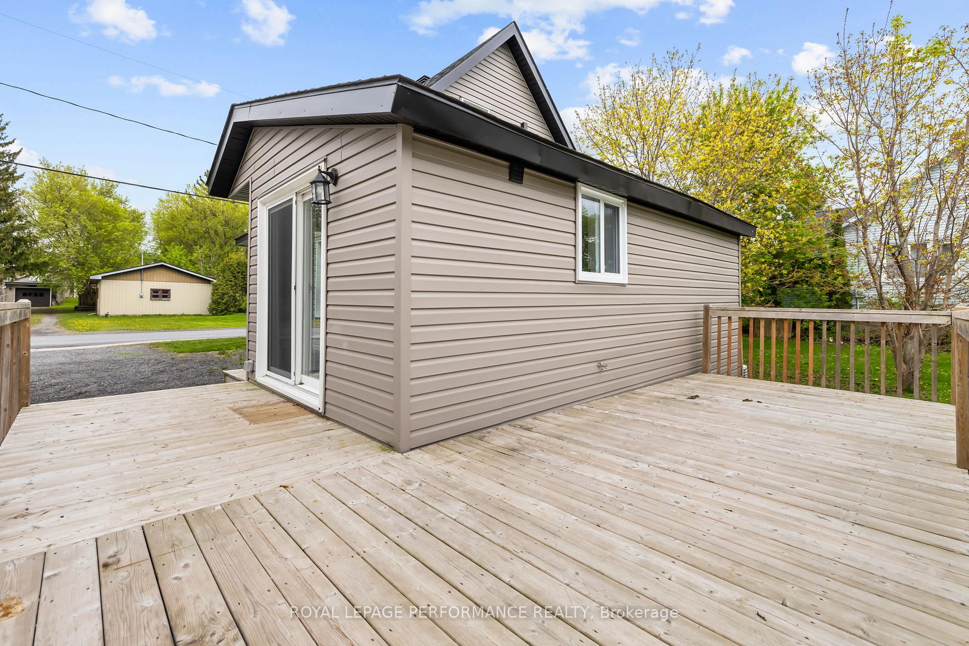 Photo 28 of 6 Spring Street, North Glengarry, Maxville — HOMEH