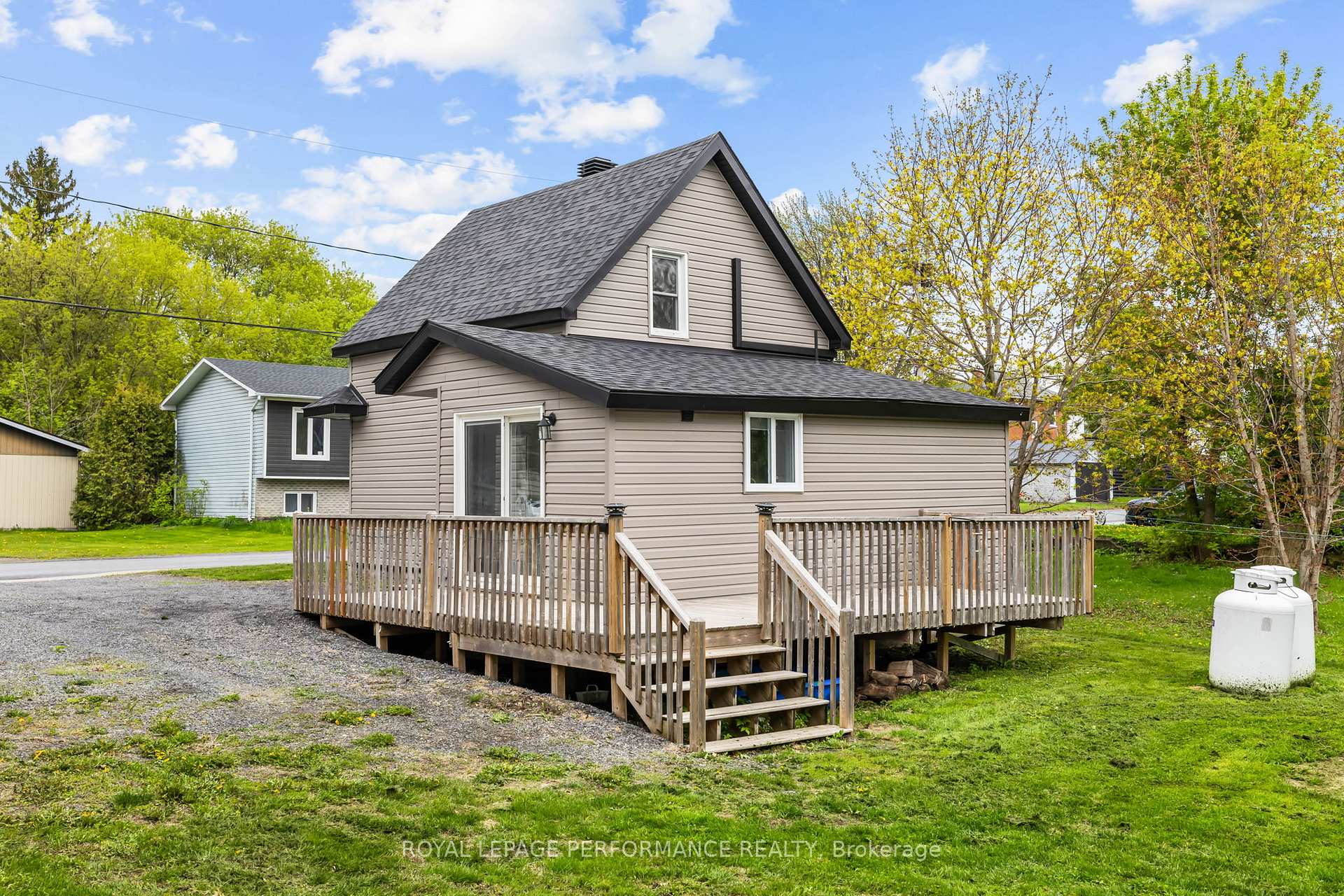 Photo 30 of 6 Spring Street, North Glengarry, Maxville — HOMEH