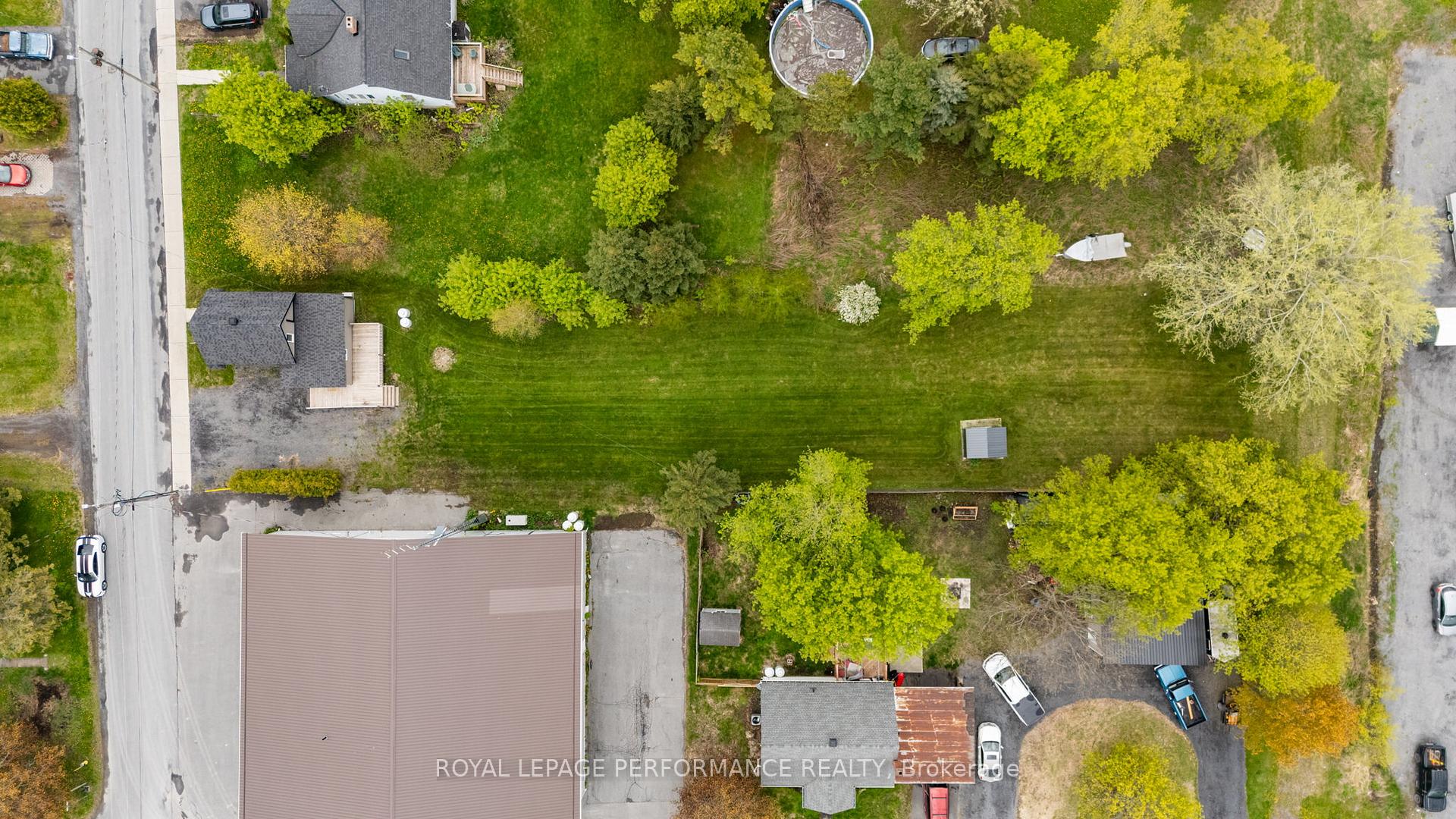 Photo 35 of 6 Spring Street, North Glengarry, Maxville — HOMEH