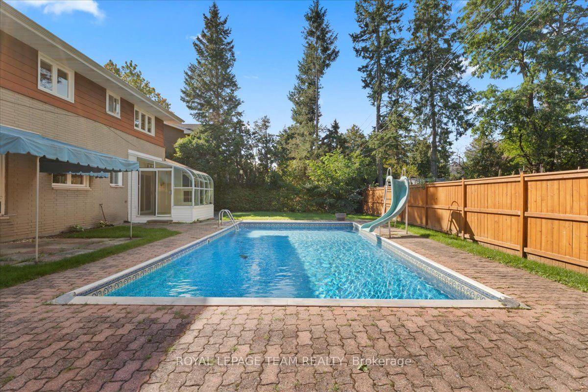 Photo 35 of 2000 Norway Crescent, Ottawa, Playfair Park — HOMEH