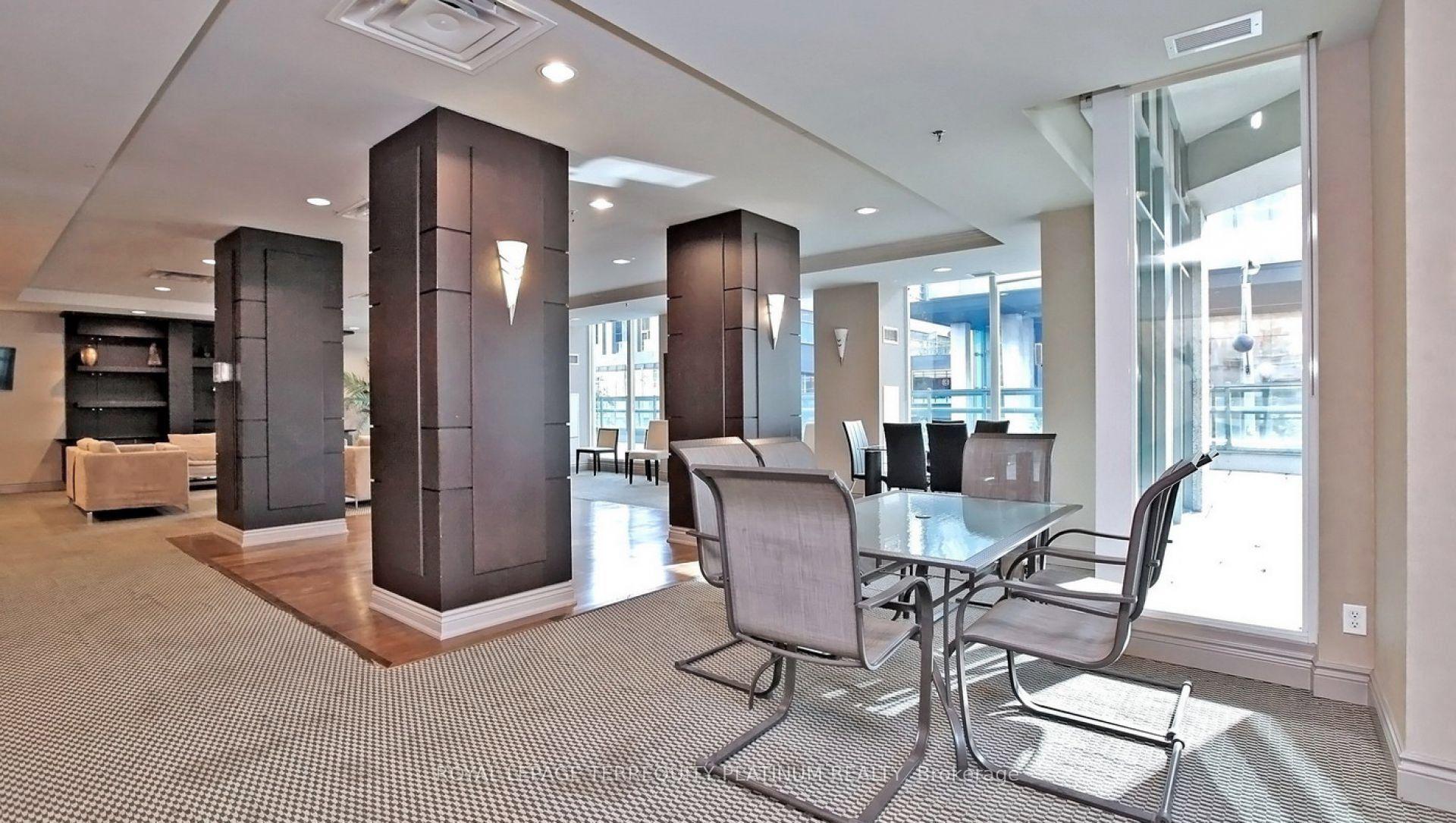 Photo 23 of Unit 1907, 30 Grand Trunk Crescent, Toronto, Waterfront Communities — HOMEH