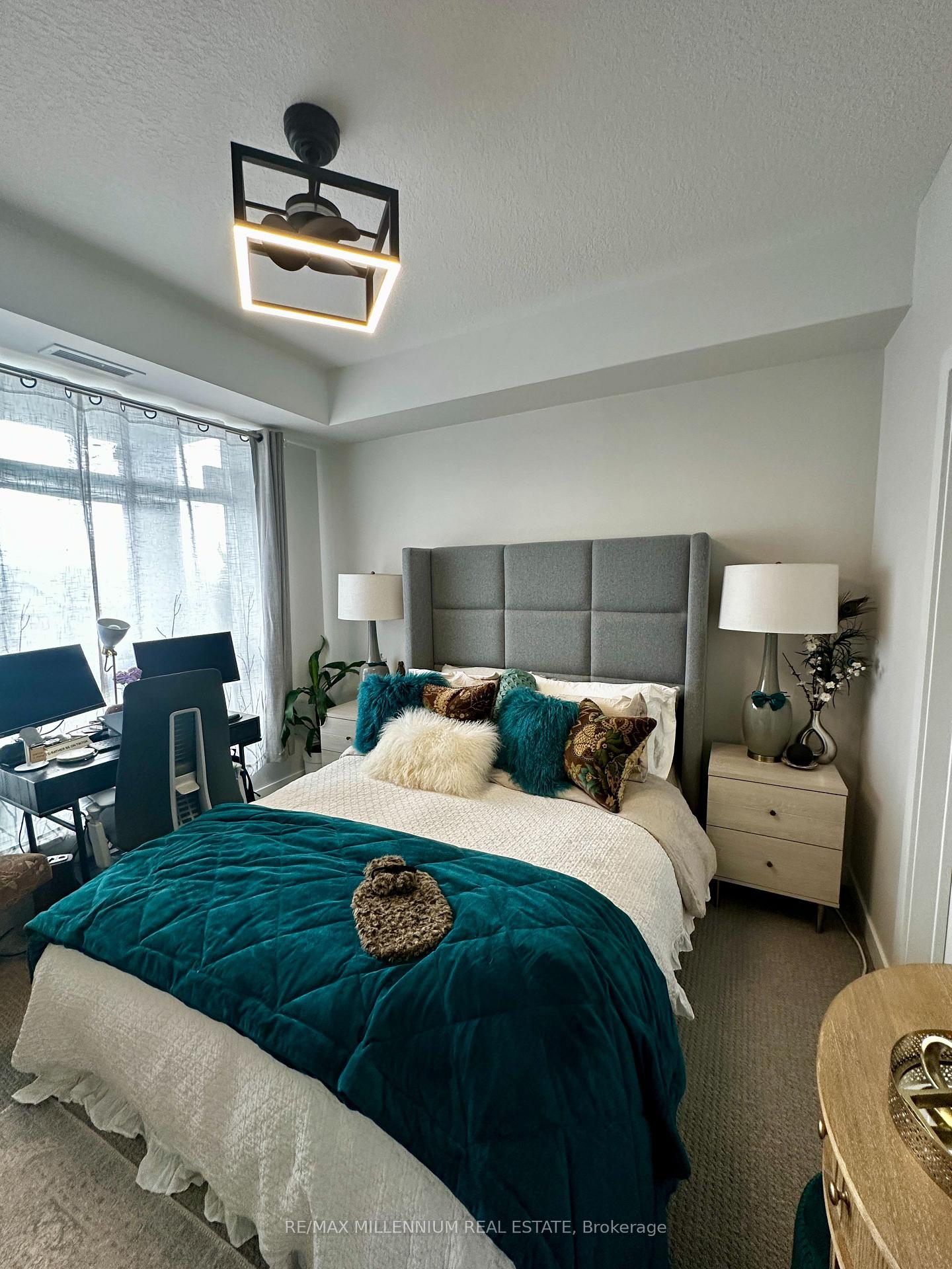 Photo 13 of Unit 403, 600 North Service Road, Hamilton, Stoney Creek — HOMEH