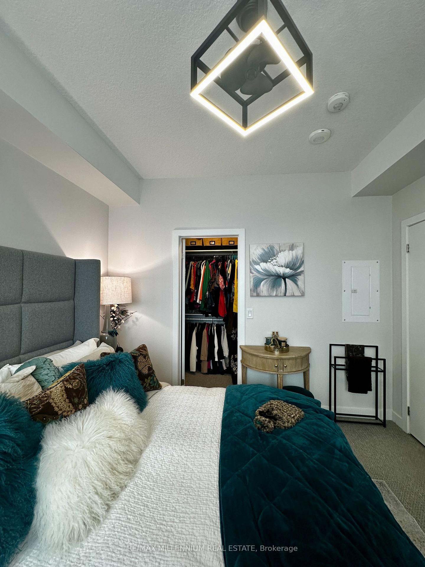 Photo 14 of Unit 403, 600 North Service Road, Hamilton, Stoney Creek — HOMEH