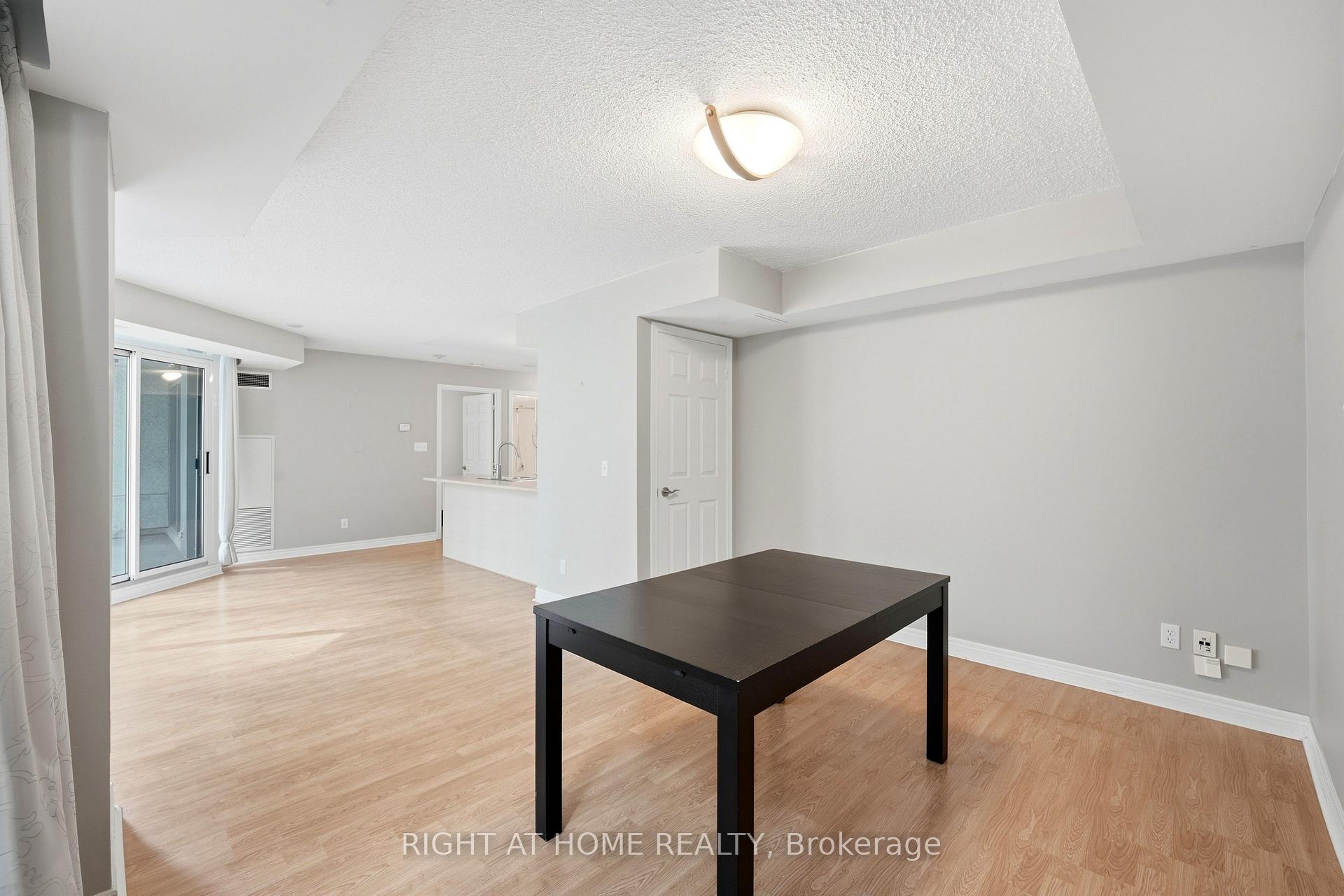 Photo 7 of 51 Lower Simcoe Street, Toronto, Waterfront Communities — HOMEH