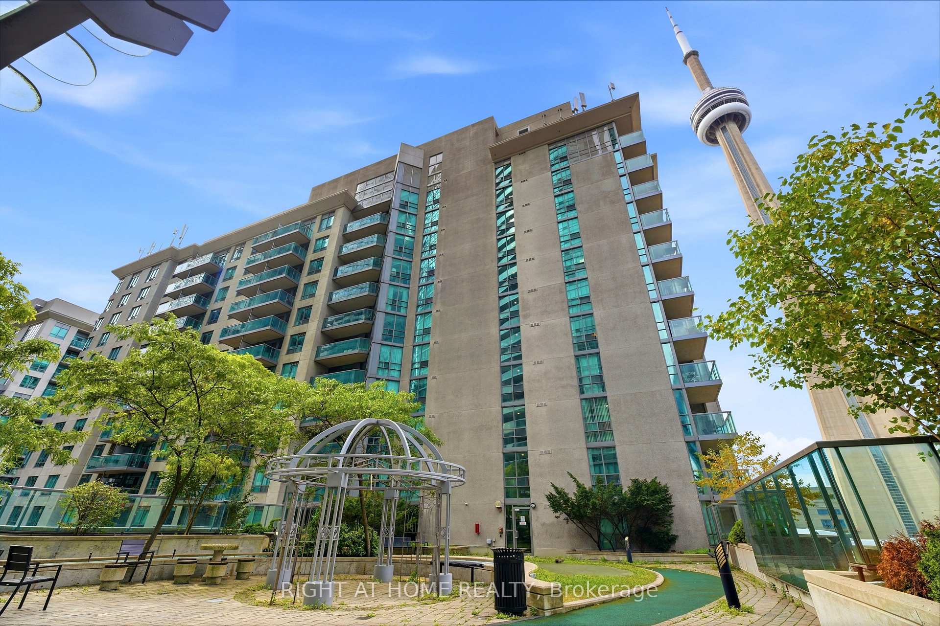 Photo 17 of 51 Lower Simcoe Street, Toronto, Waterfront Communities — HOMEH