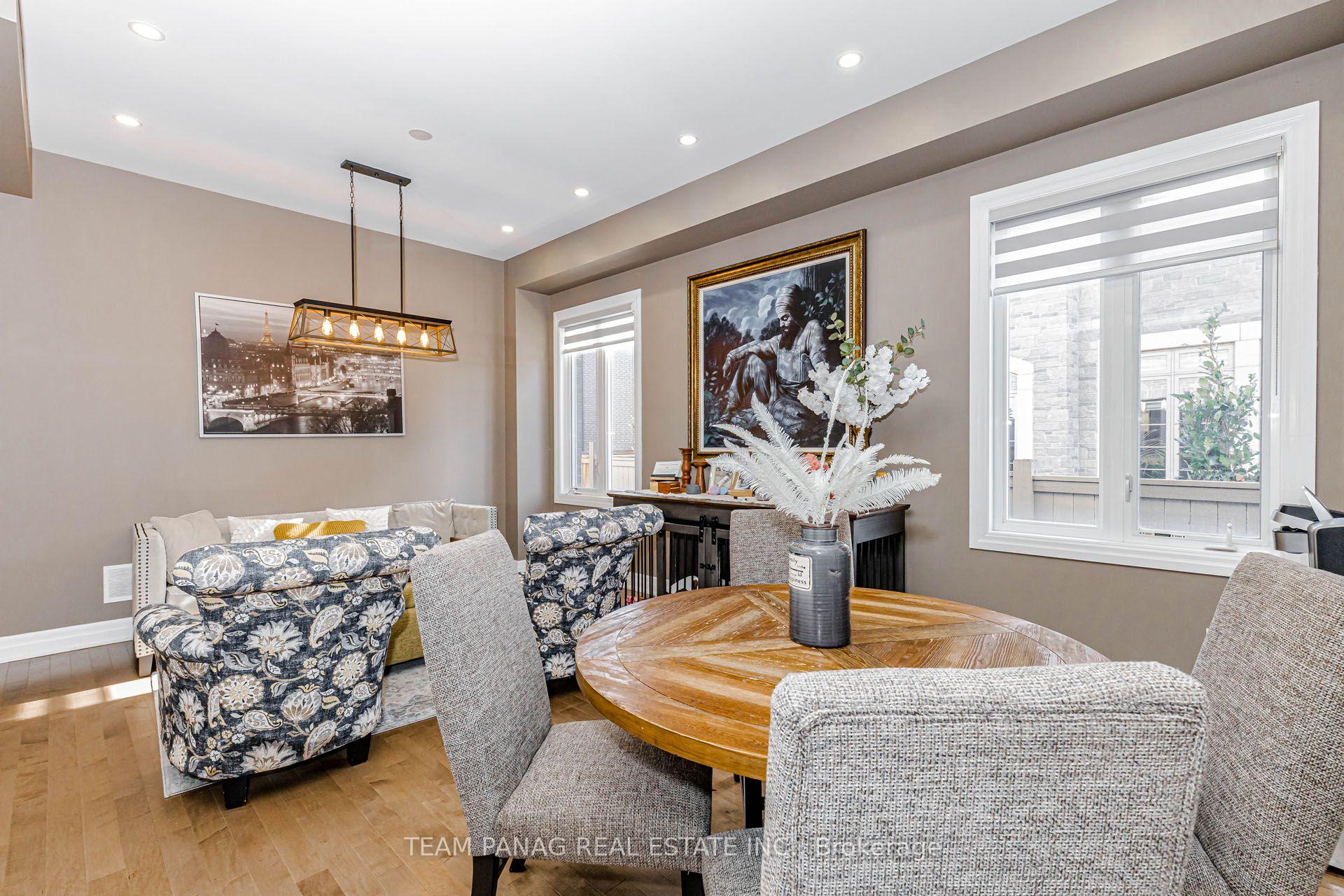 Photo 11 of 32 Viva Gardens, Oakville, Glenorchy — HOMEH