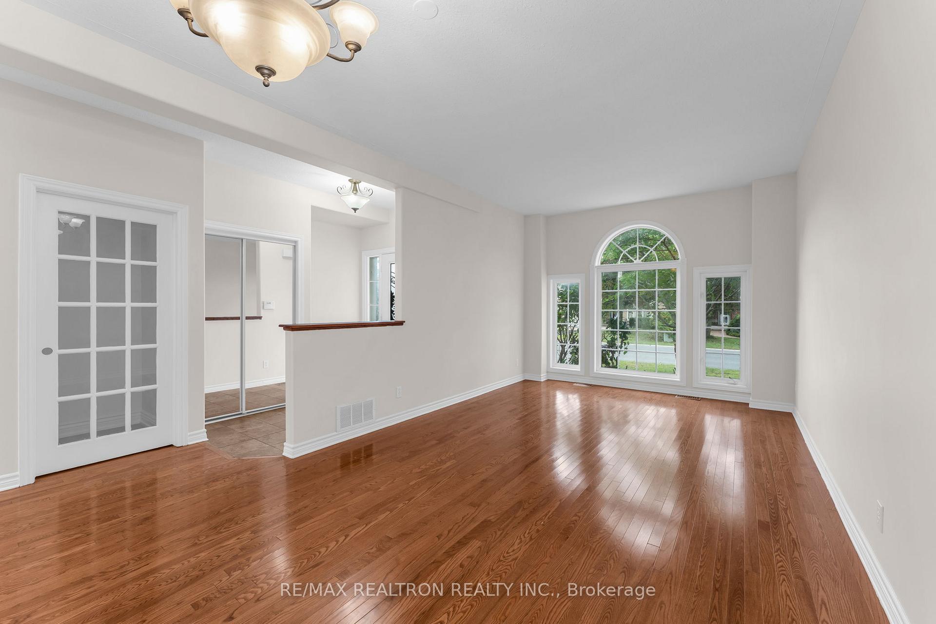Photo 5 of 1422 Stoneridge Drive, Kingston, City SouthWest — HOMEH