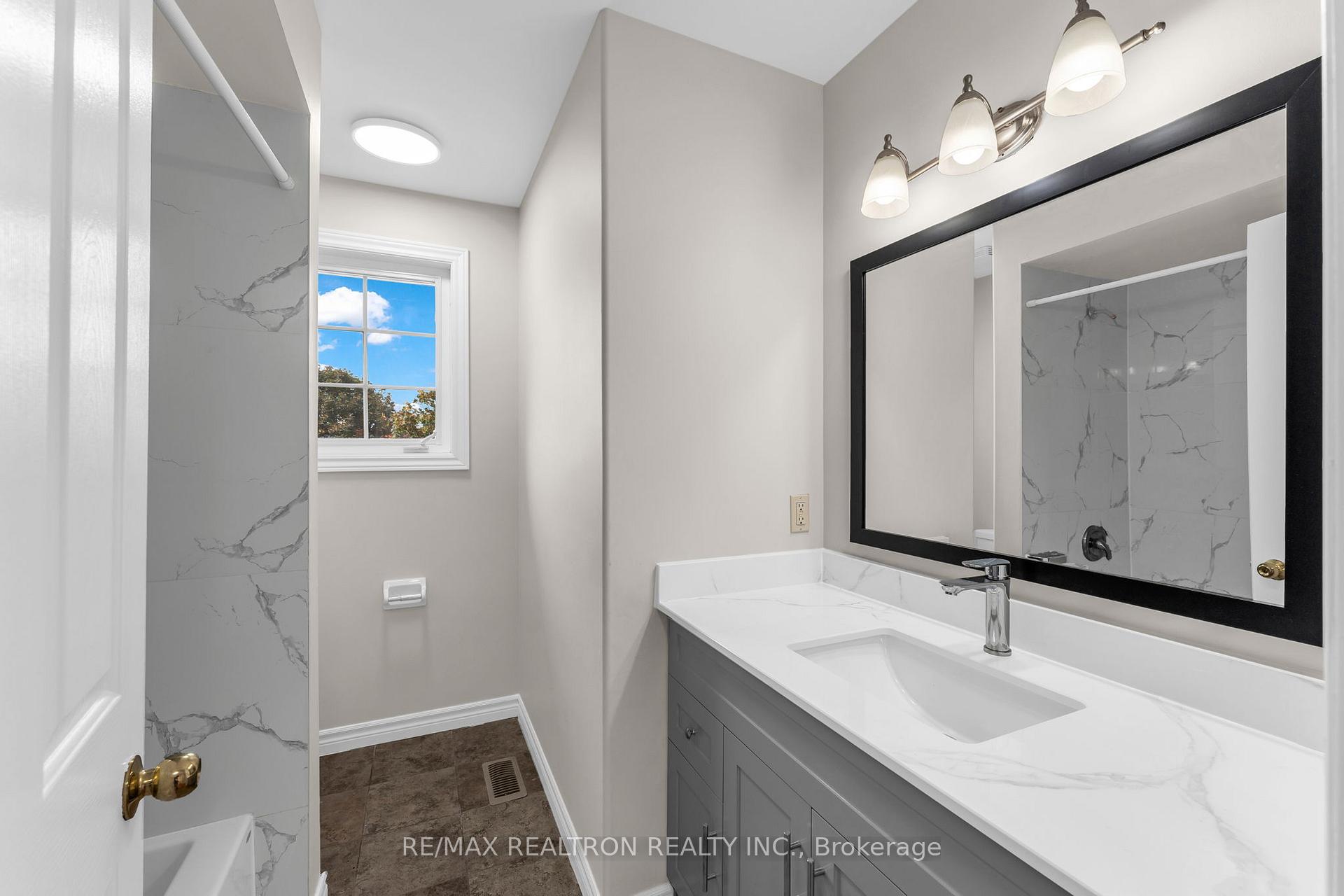 Photo 27 of 1422 Stoneridge Drive, Kingston, City SouthWest — HOMEH