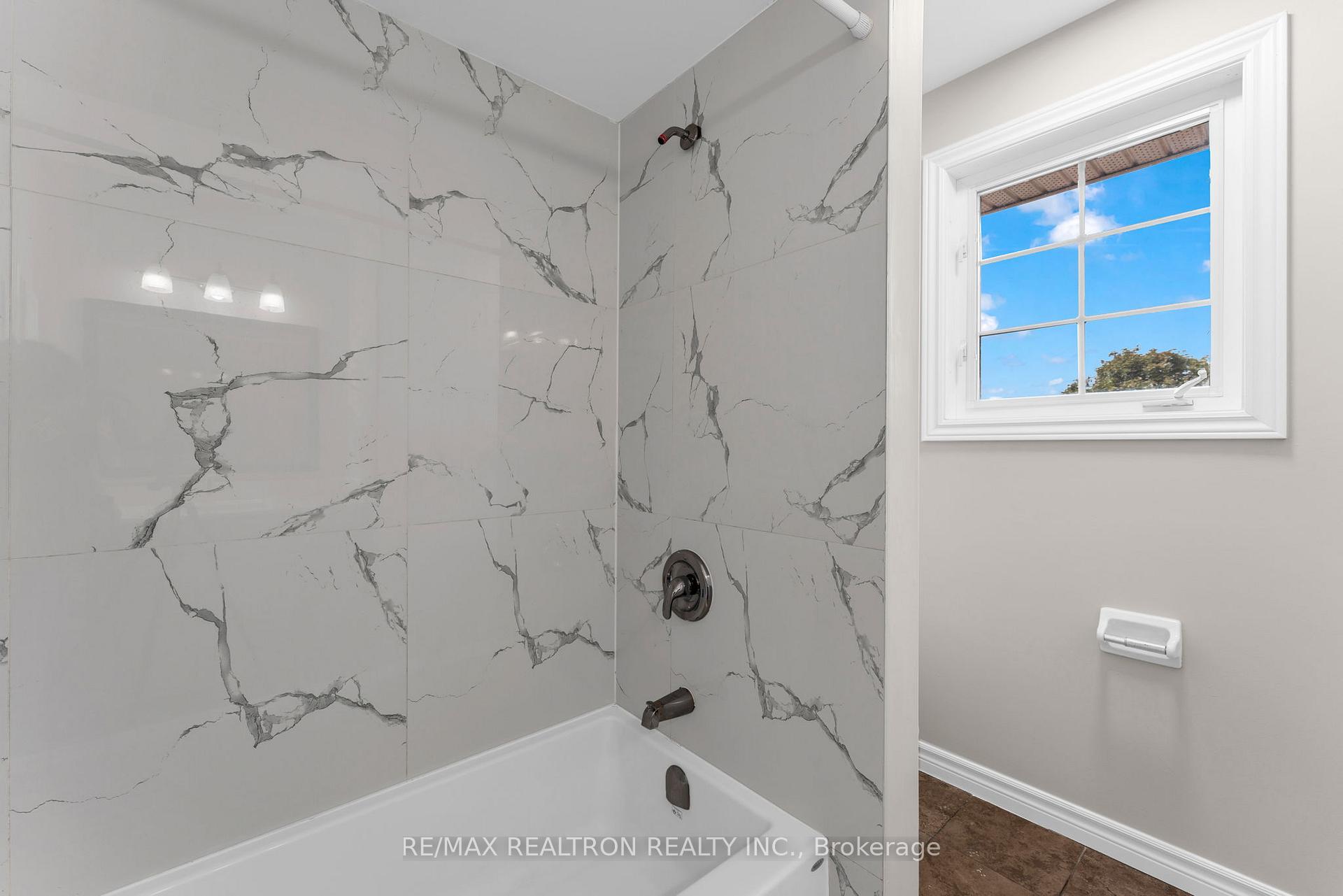 Photo 28 of 1422 Stoneridge Drive, Kingston, City SouthWest — HOMEH