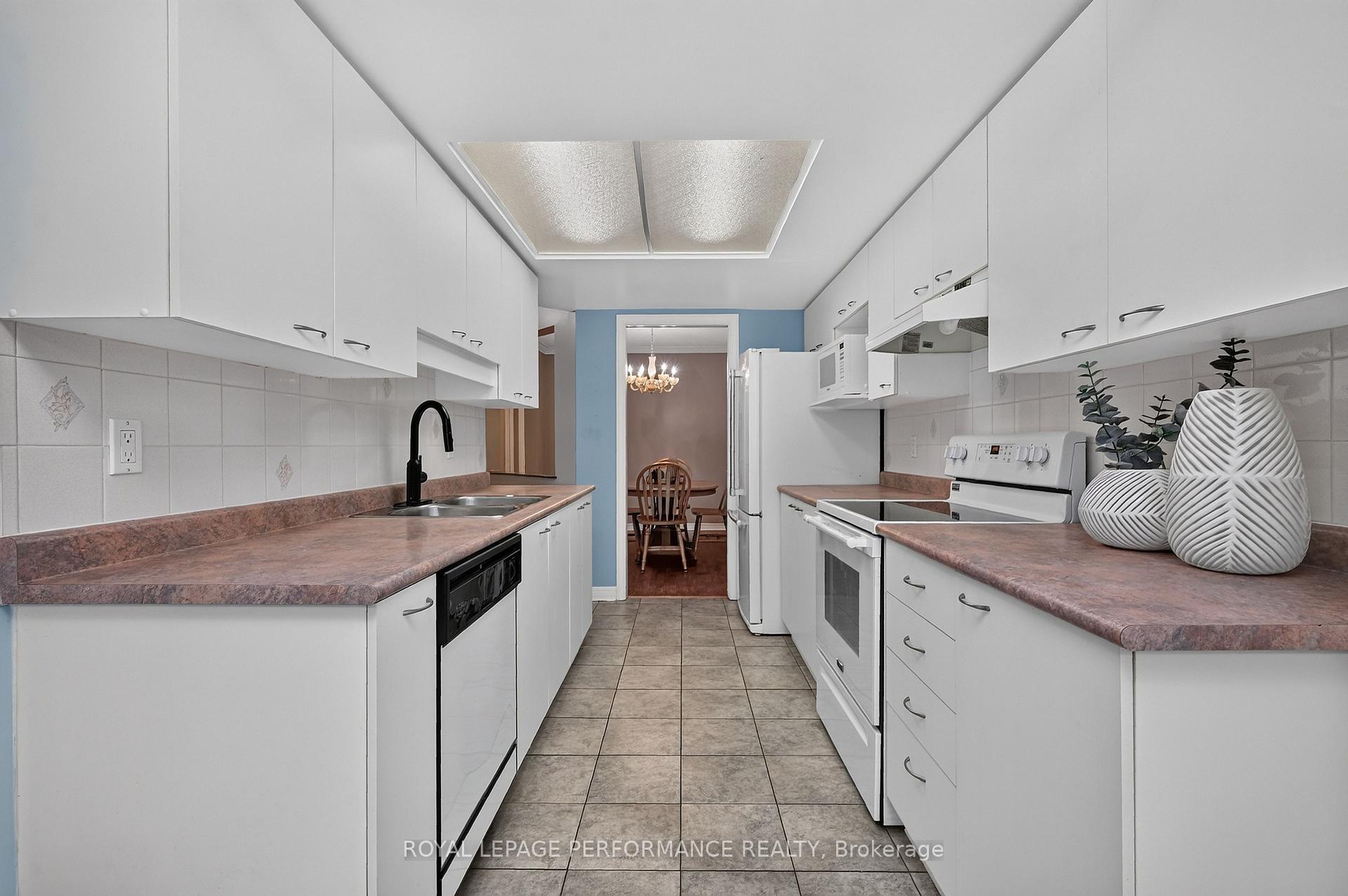 Photo 16 of 59 Grenadier Way, Ottawa, Barrhaven - Longfields — HOMEH