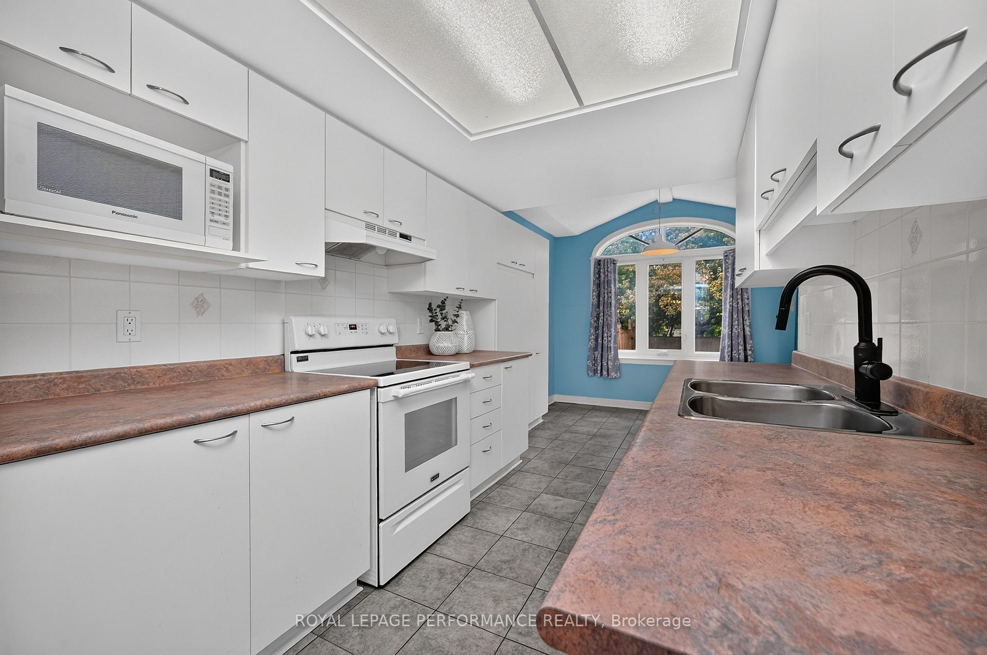 Photo 18 of 59 Grenadier Way, Ottawa, Barrhaven - Longfields — HOMEH