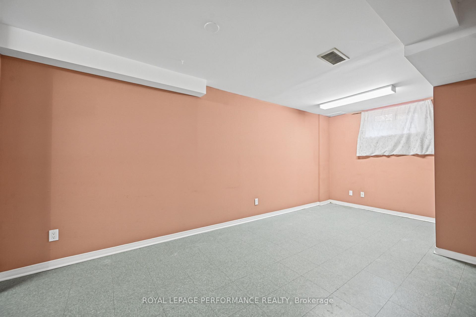 Photo 36 of 59 Grenadier Way, Ottawa, Barrhaven - Longfields — HOMEH