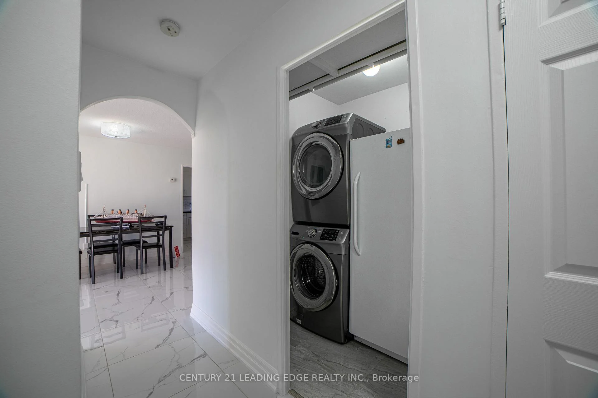 Photo 9 of Unit 604, 25 Four Winds Drive, North York, York University Heights — HOMEH