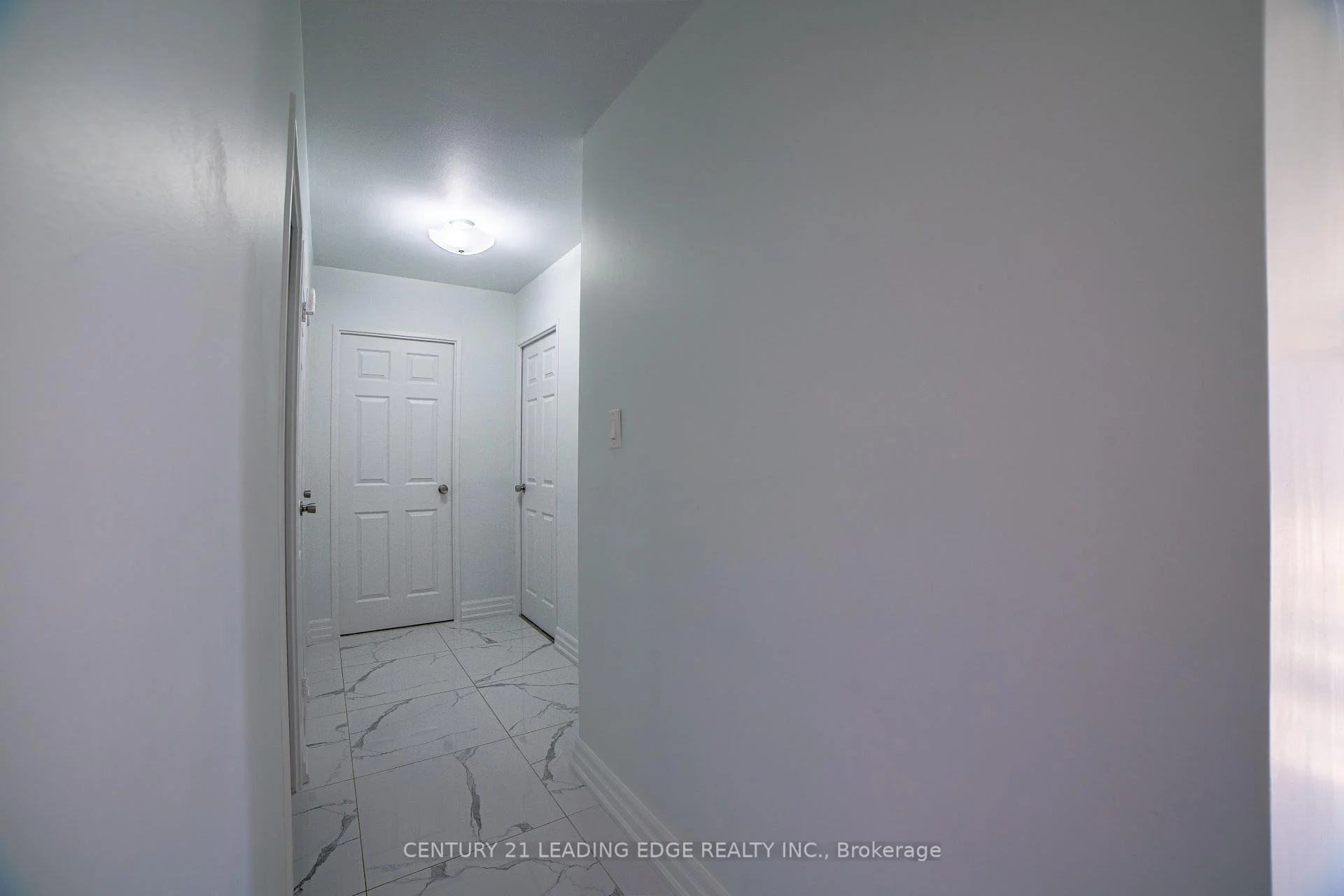 Photo 10 of Unit 604, 25 Four Winds Drive, North York, York University Heights — HOMEH