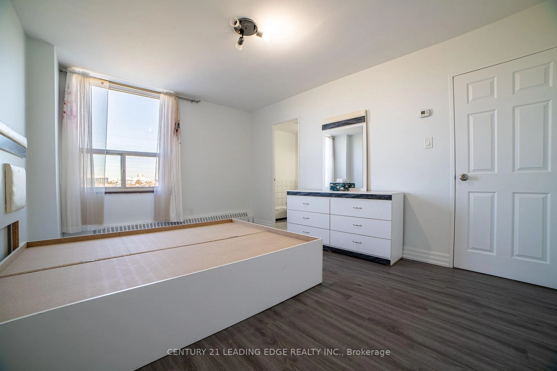 Photo 18 of Unit 604, 25 Four Winds Drive, North York, York University Heights — HOMEH