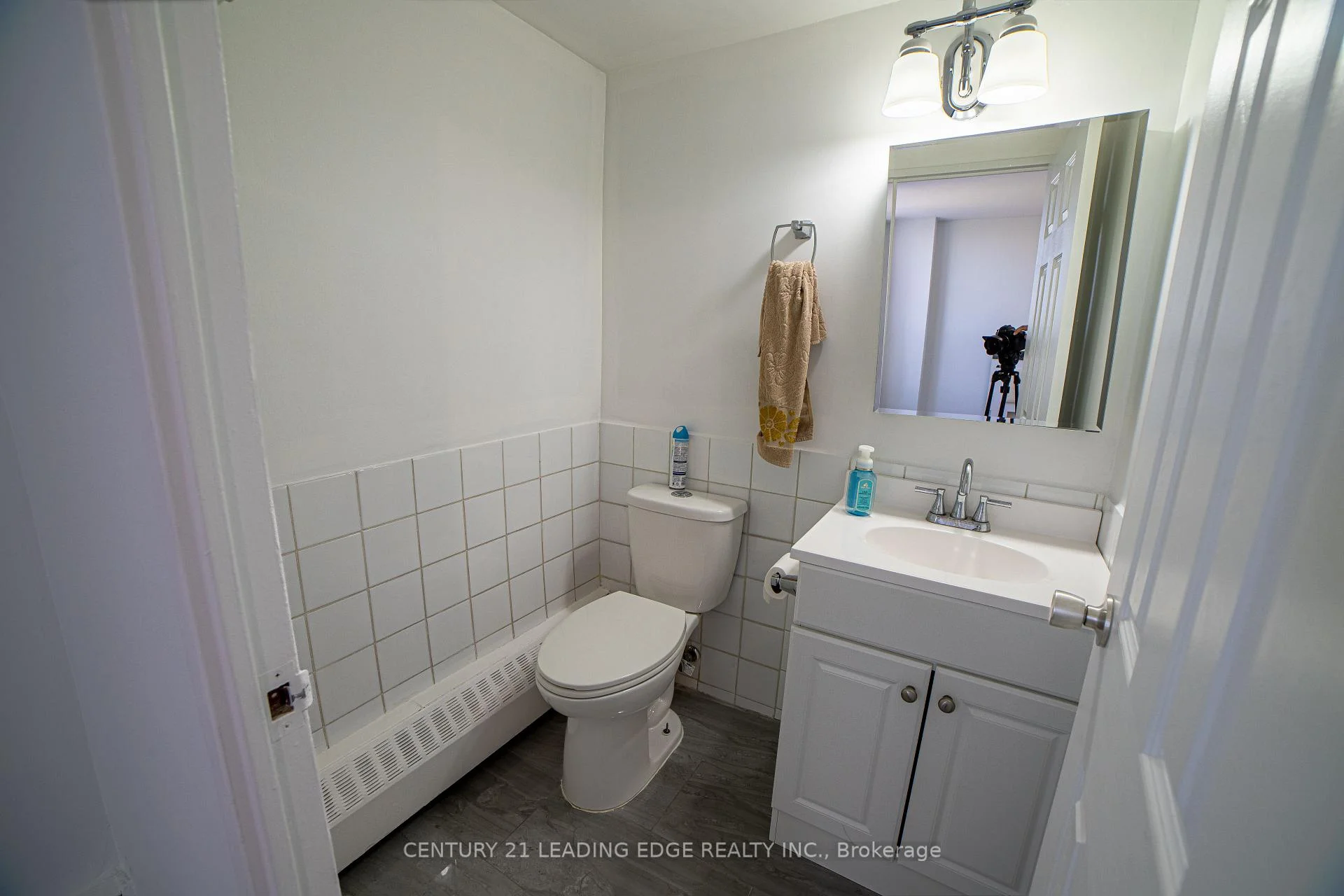 Photo 19 of Unit 604, 25 Four Winds Drive, North York, York University Heights — HOMEH