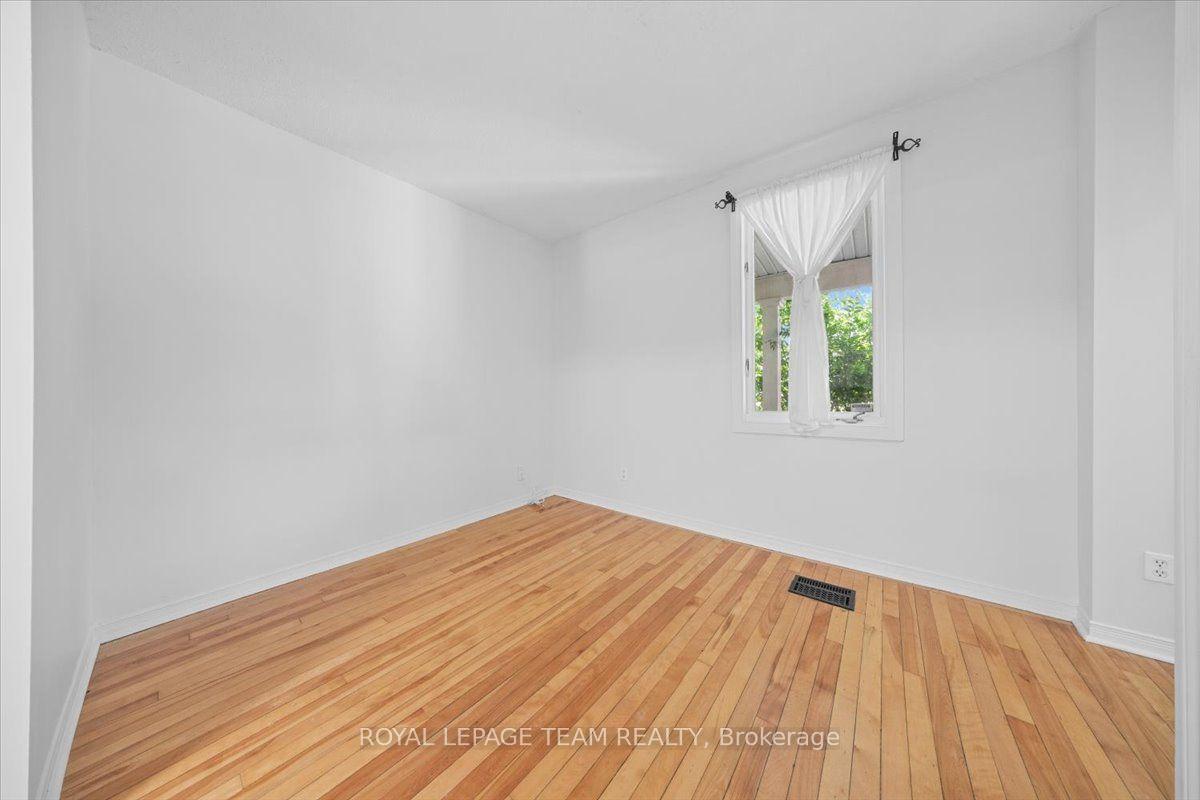 Photo 7 of 135 Upper Lorne Place, Ottawa, West Centre Town — HOMEH