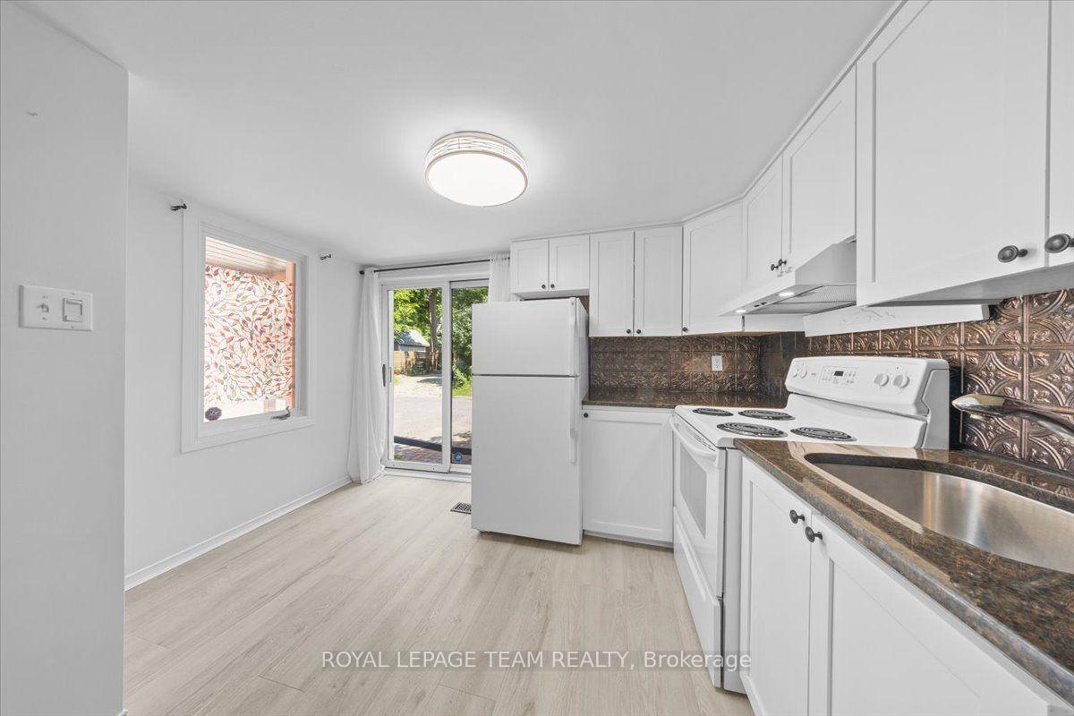 Photo 18 of 135 Upper Lorne Place, Ottawa, West Centre Town — HOMEH