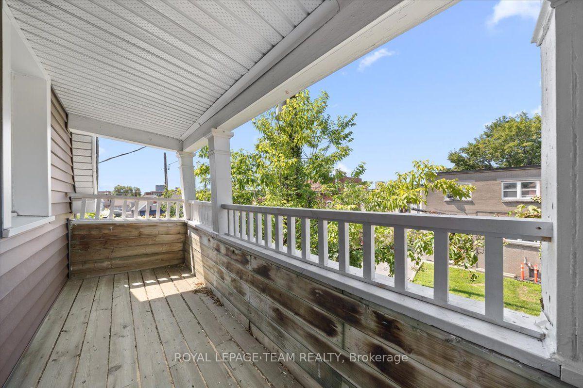 Photo 32 of 135 Upper Lorne Place, Ottawa, West Centre Town — HOMEH