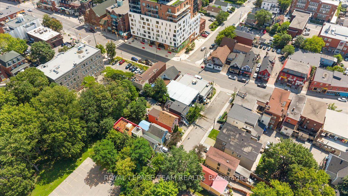 Photo 41 of 135 Upper Lorne Place, Ottawa, West Centre Town — HOMEH