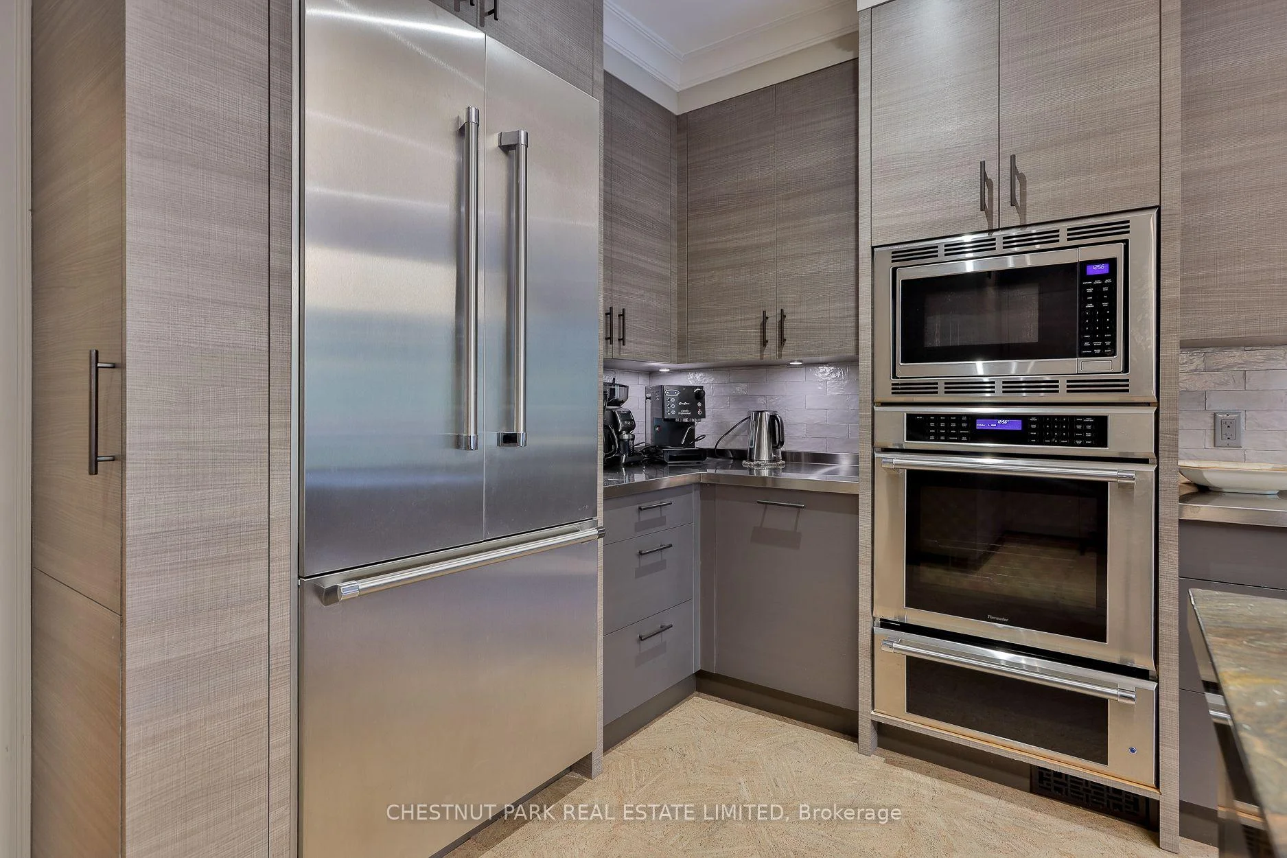 Photo 6 of 19 Admiral Road, Toronto, The Annex — HOMEH